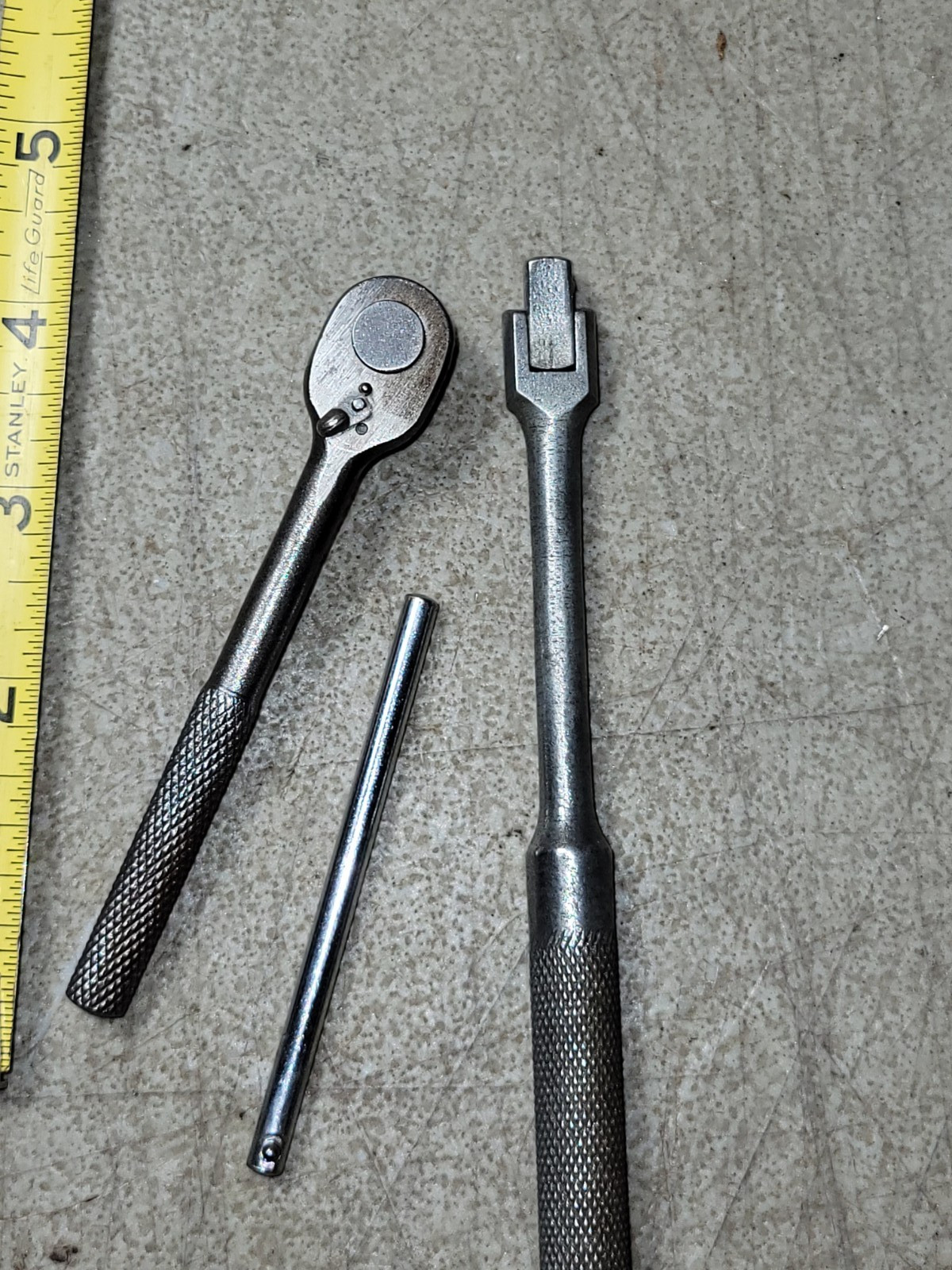 Rare Old Plomb 4751 1/4″ Micro Head Ratchet Socket Wrench working great breaker