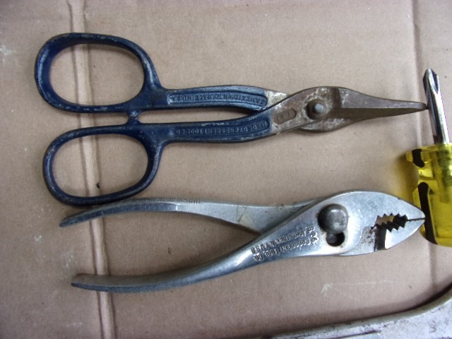 VINTAGE CRESCENT TOOLS LOT