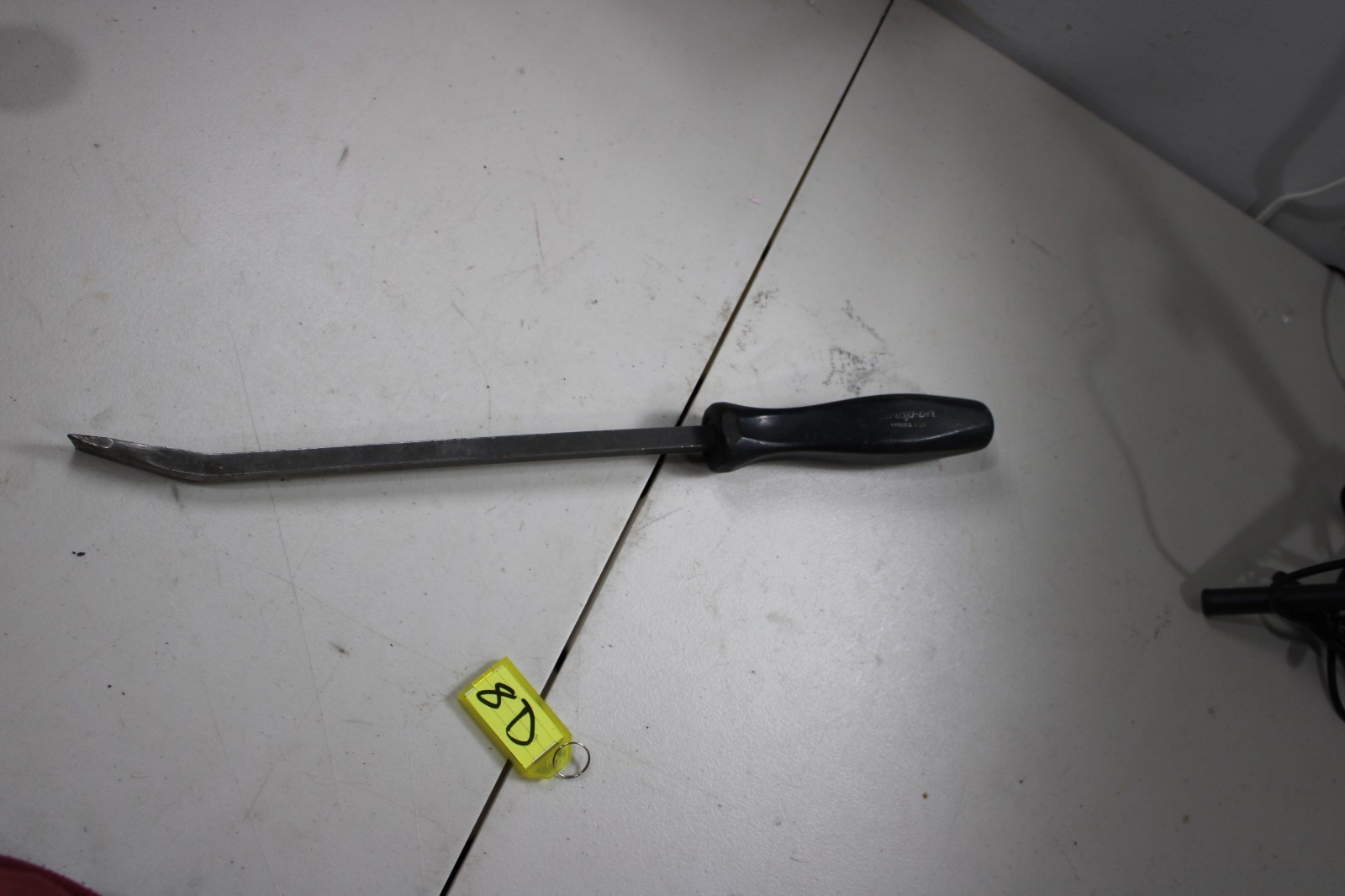 Snap On Tools SPB18 Black 18″ Pry Bar Hard Handle Made in USA