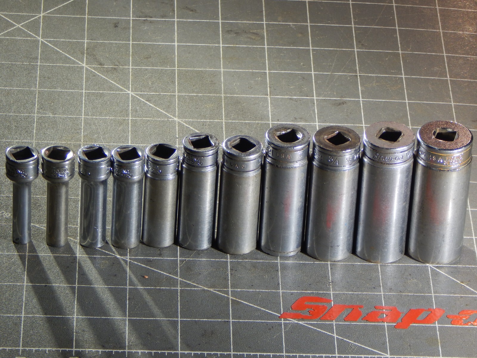Snap On 11Pc SAE 3/8″ Dr Deep Socket Set 1/4″ 7/8″ 6Pt 2 12Pt 211sfsy