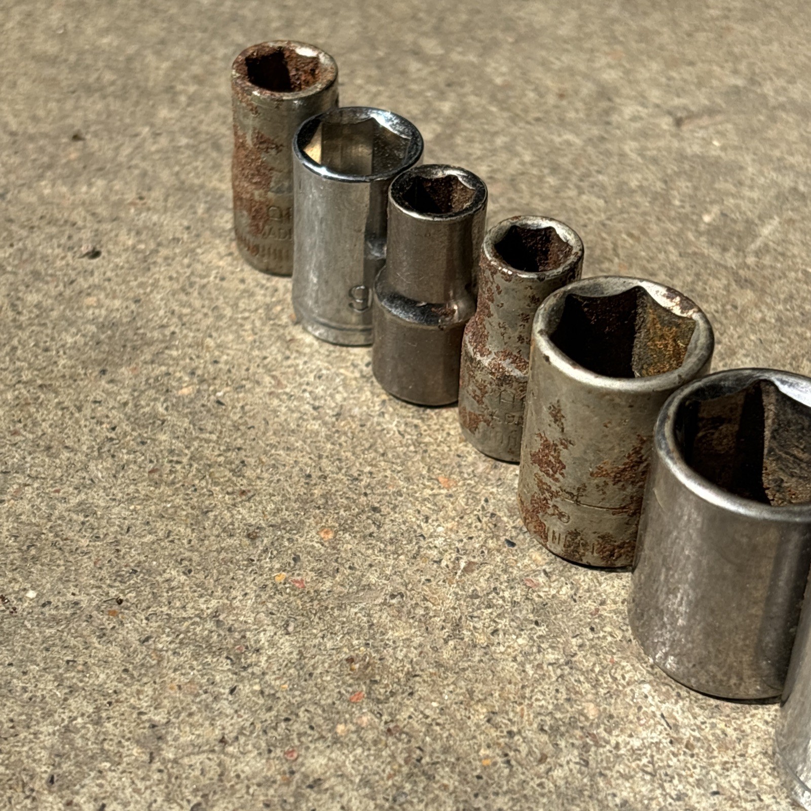 Miscellaneous Mixed Brands Various Sizes Sockets Tool Lot Of ~5lbs Bulk