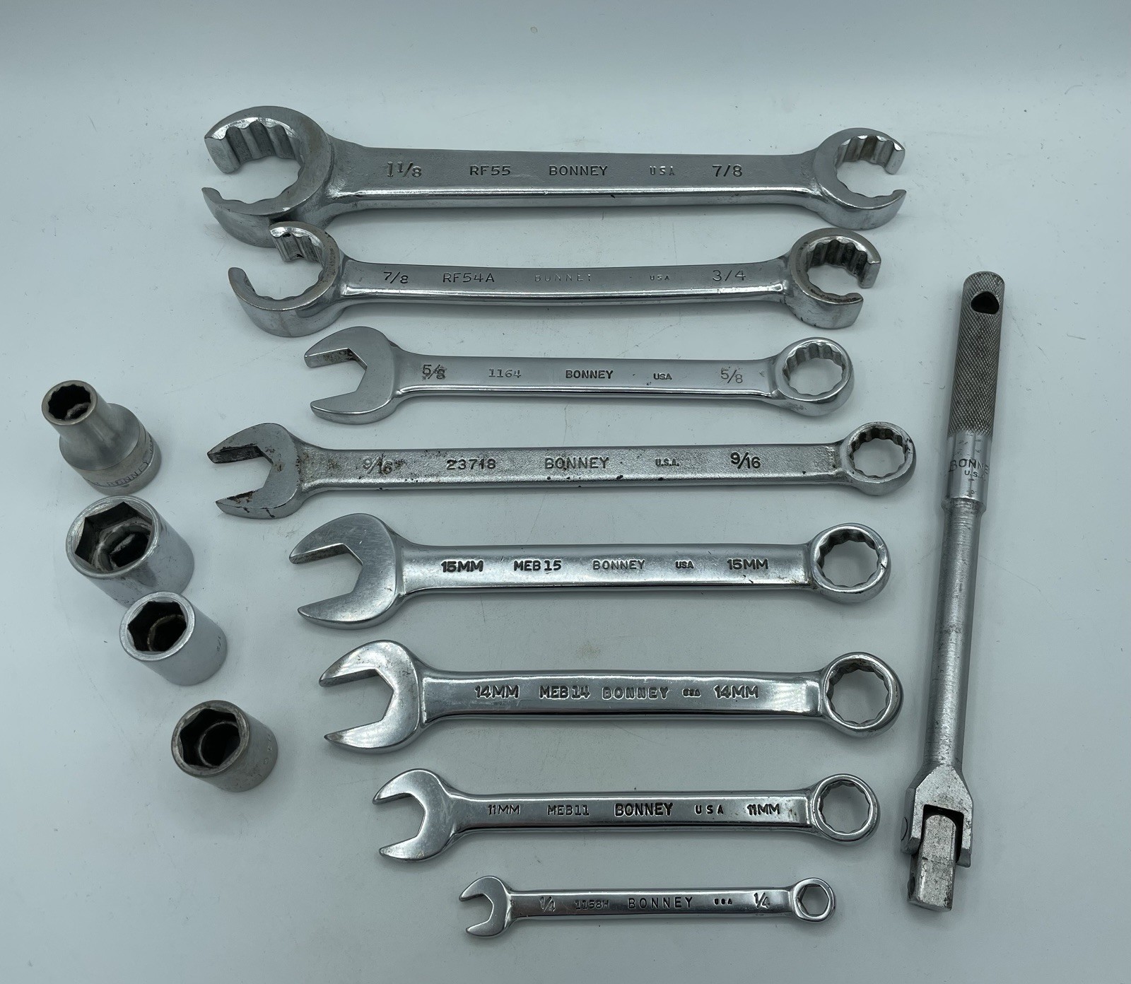 Bonney Tools 13-Piece Mixed Set with Wrenches, Sockets & 1/4″ Drive Breaker Bar