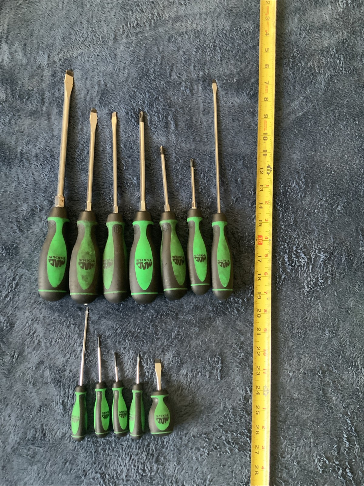 Mac Tools Green Screwdrivers……12pc…..see Pics….
