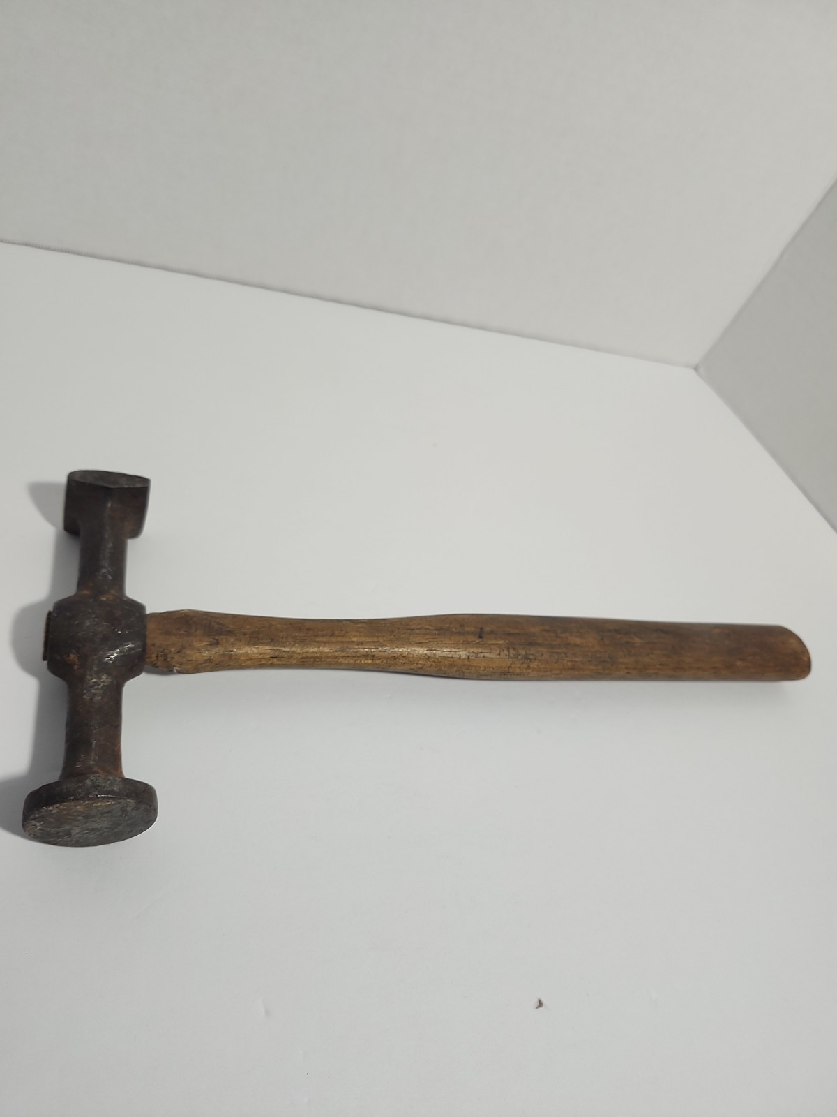 Vintage AUTO BODY HAMMER 1-1/4″ on Both Round and Square face