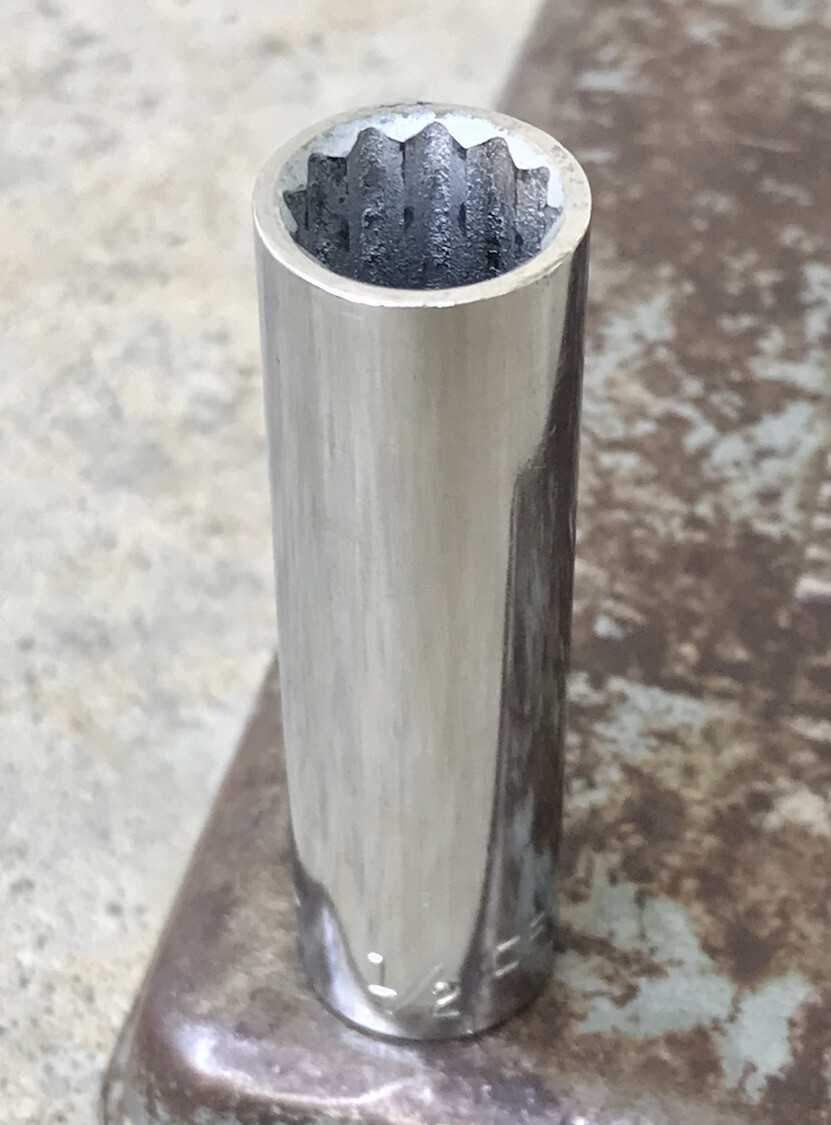 Craftsman USA 3/8″ Drive 1/2” Deep 12 Point Chrome Socket -G-