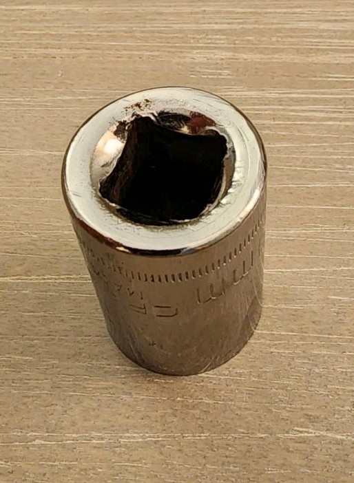 Craftsman USA 19mm Socket 12 Point 1/2″ Drive G 44238 (Bottom Knurl)