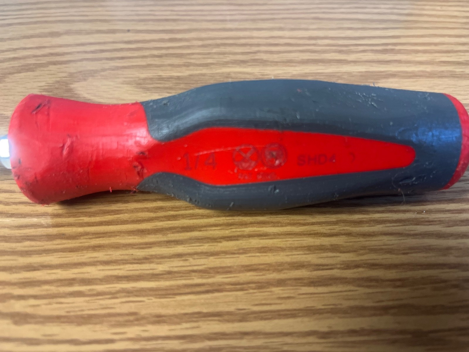 SNAP ON SHD4 -RED/GRAY COMFORT GRIP HANDLE 1/4 FLAT BLADE 8.75″ LONG LOT#45