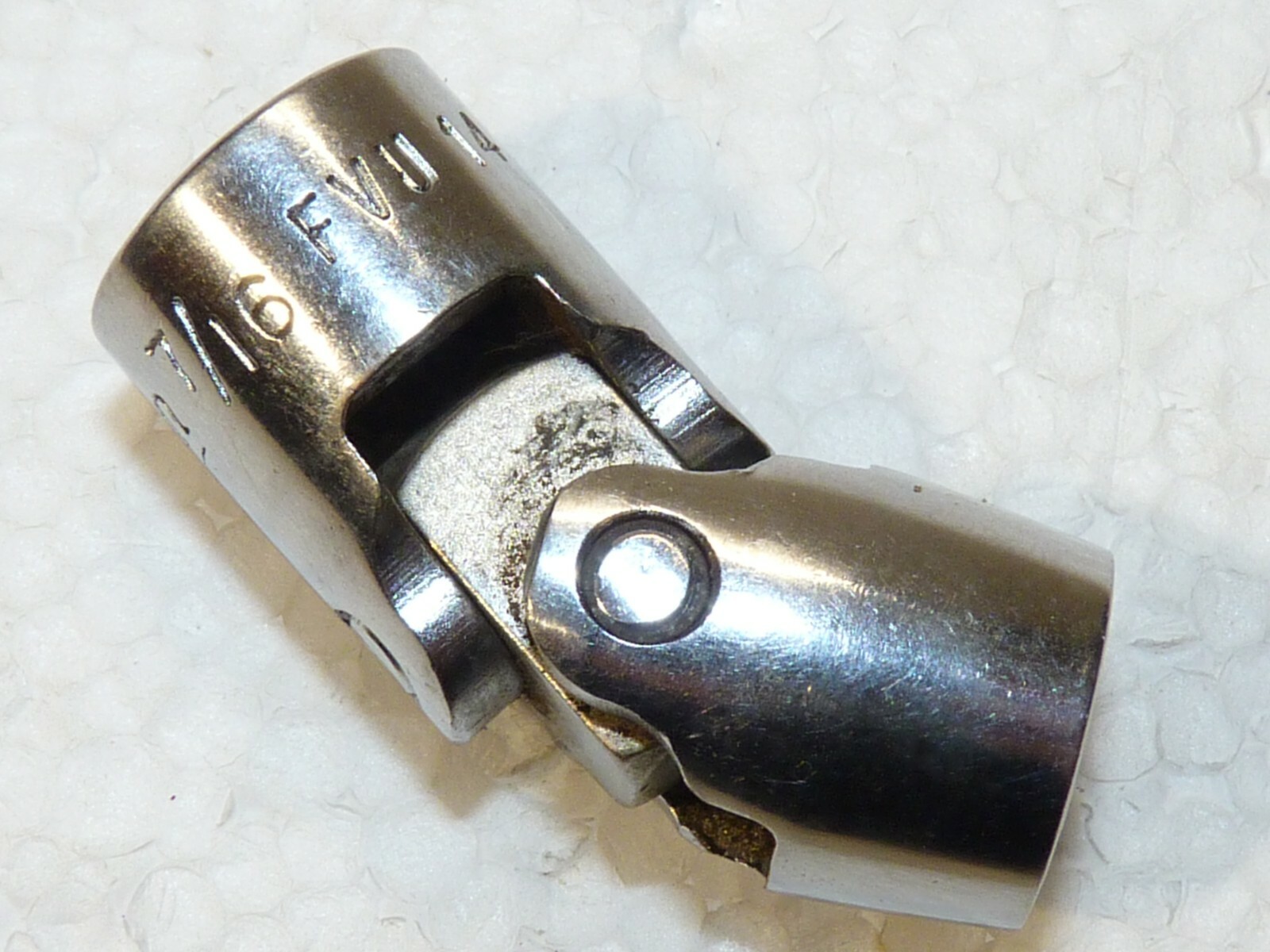 Snap-On Tools 3/8″ Drive 12 Point 7/16″ Shallow Swivel Socket SAE FVU14 USA