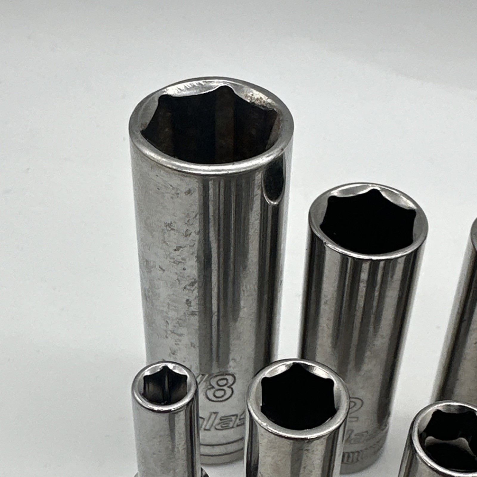 Duralast 29 Piece Socket And Extension Set Loose 3/8” 1/4” Drive