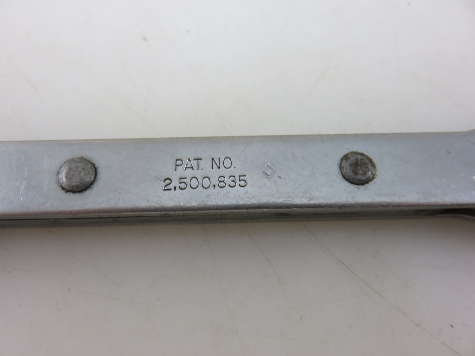 Mac Tools RWM1314 METRIC Ratcheting Double Box End Wrench 13mm x 14mm 6pt