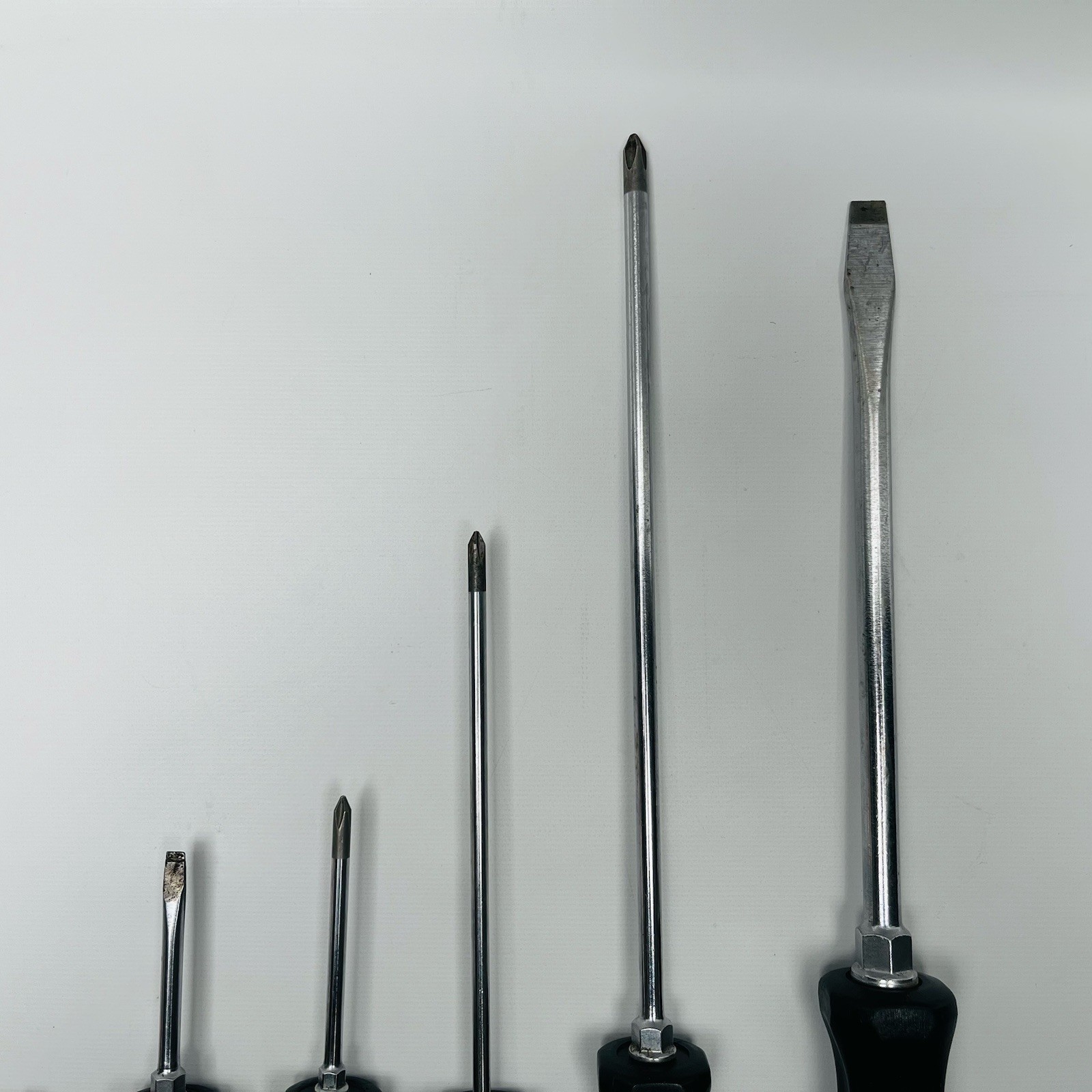 Snap On Lot Of 10 Tools, Screwdrivers, Cotter Pin Puller & Scratch awl