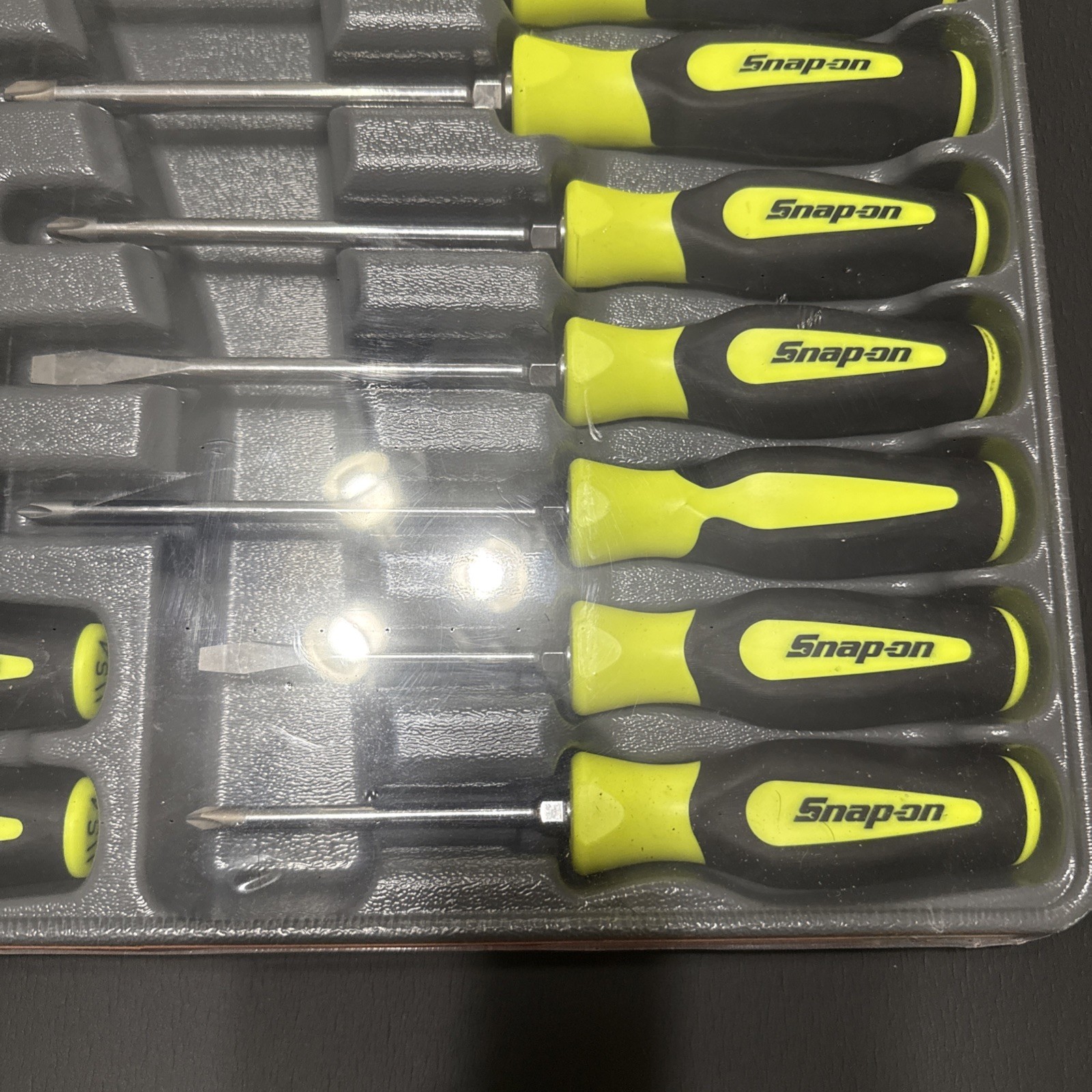 SNAP ON TOOLS USA SGDX120BHV 12pc HI-VIZ YELLOW Soft Grip Combo Screwdriver Set+