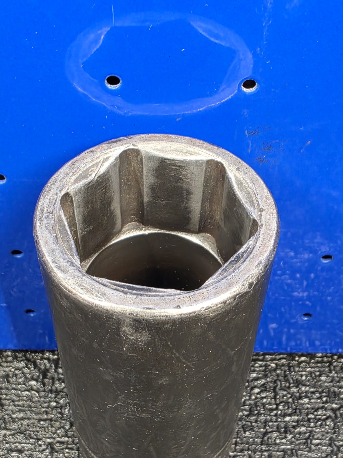 Snap-on Tools SIMM300 30mm 1/2″ Drive Metric DEEP 6-Point Impact Socket