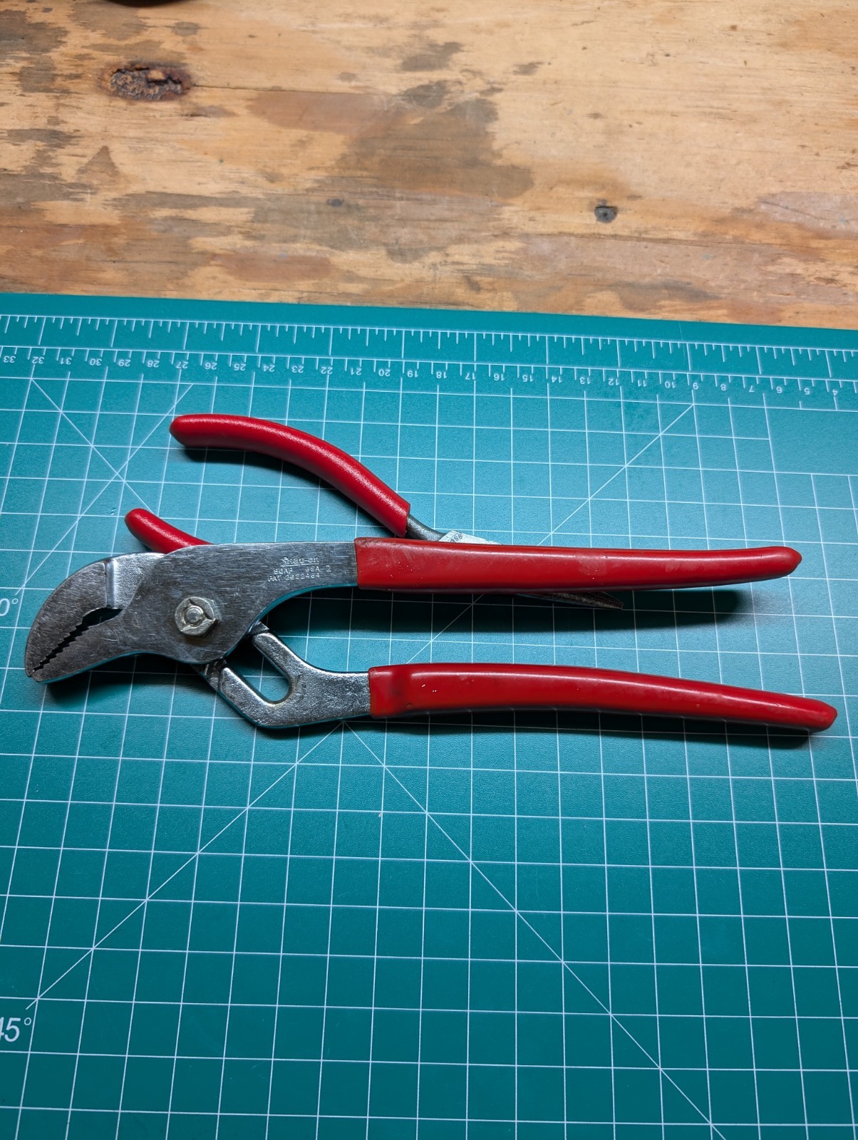 Snap-on Tool Set 91ACP 9″ Adjustable Joint Pliers & 95BCP Needle Nose Pliers USA