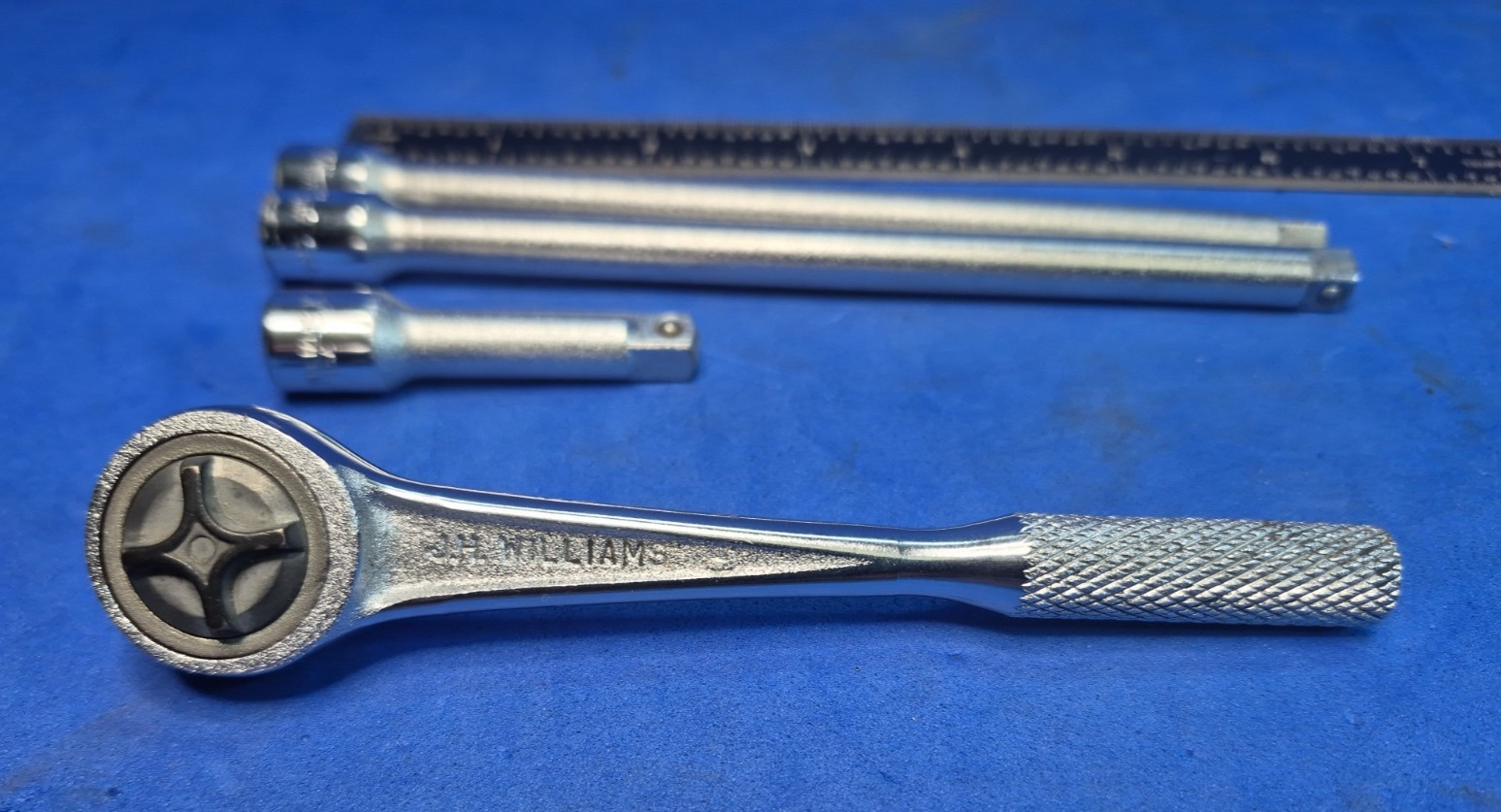 Williams M-52 1/4″ Drive Ratchet With 3 Extensions
