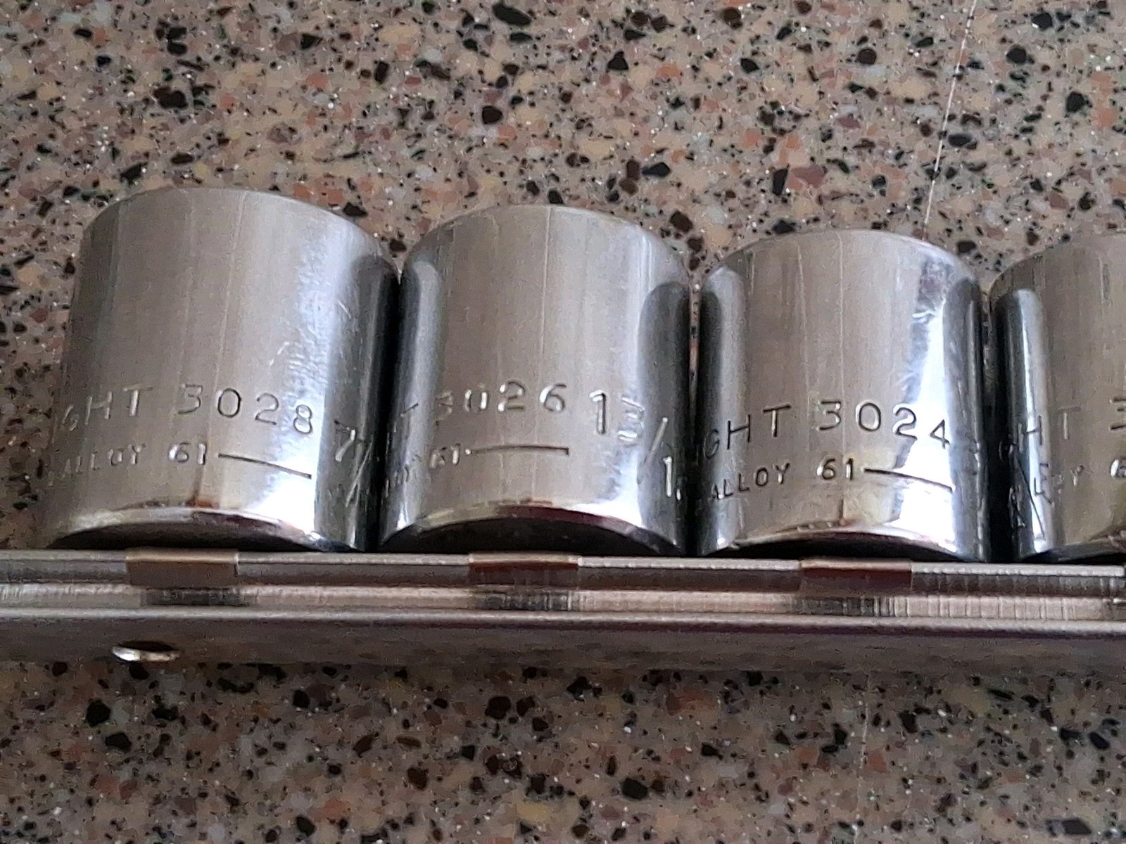 Lot Of 12 Wright 3/8″ Drive 6 Pt Sockets