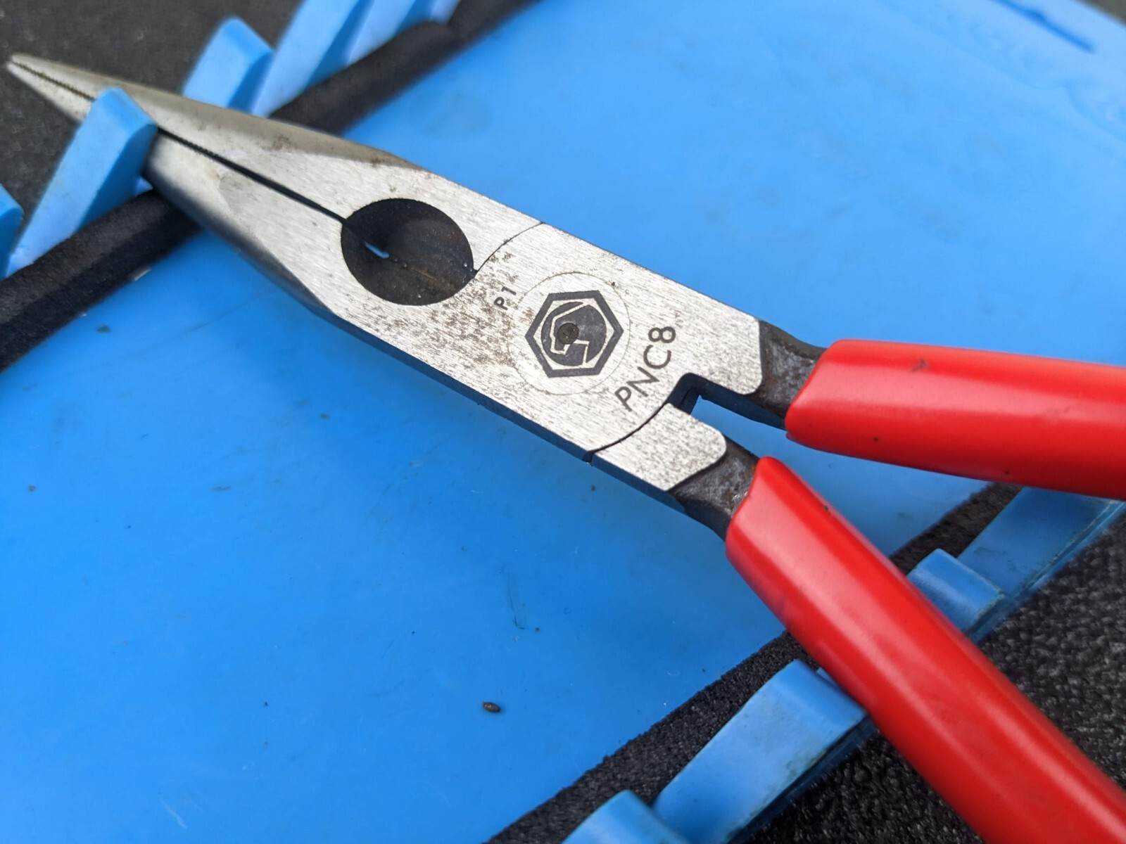 #bj159 Matco/Knipex Tools PNC8/26-200 – 8″ Soft Needle Nose Pliers w/ Cutter