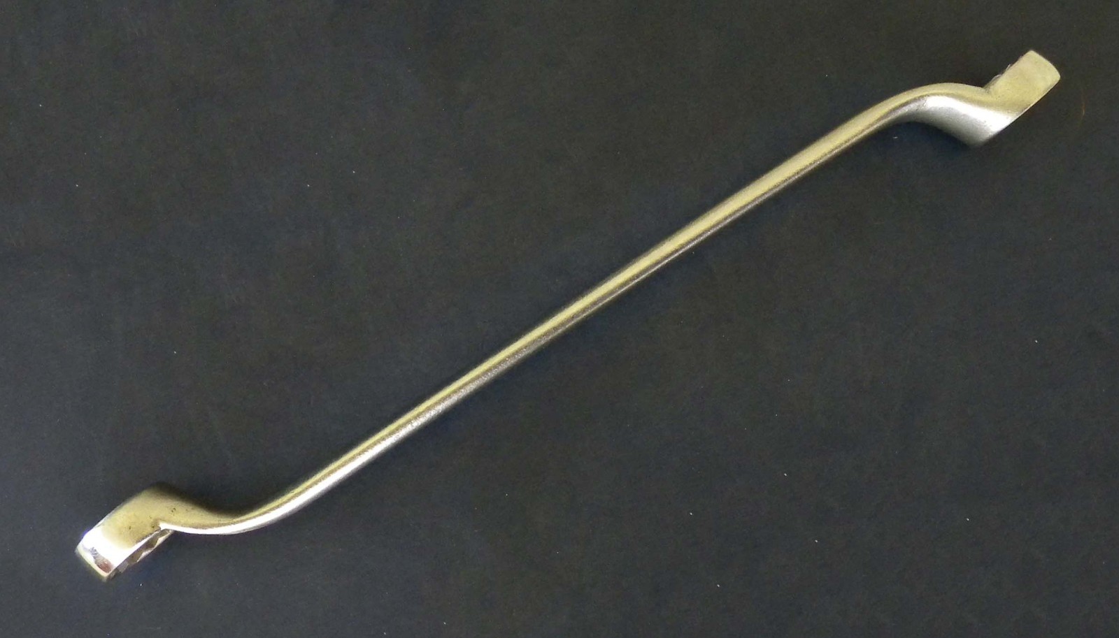 Vtg PROTO Mfg. 8183 12 PT Deep Offset Box End Wrench SAE 25/32″ x 13/16″, USA