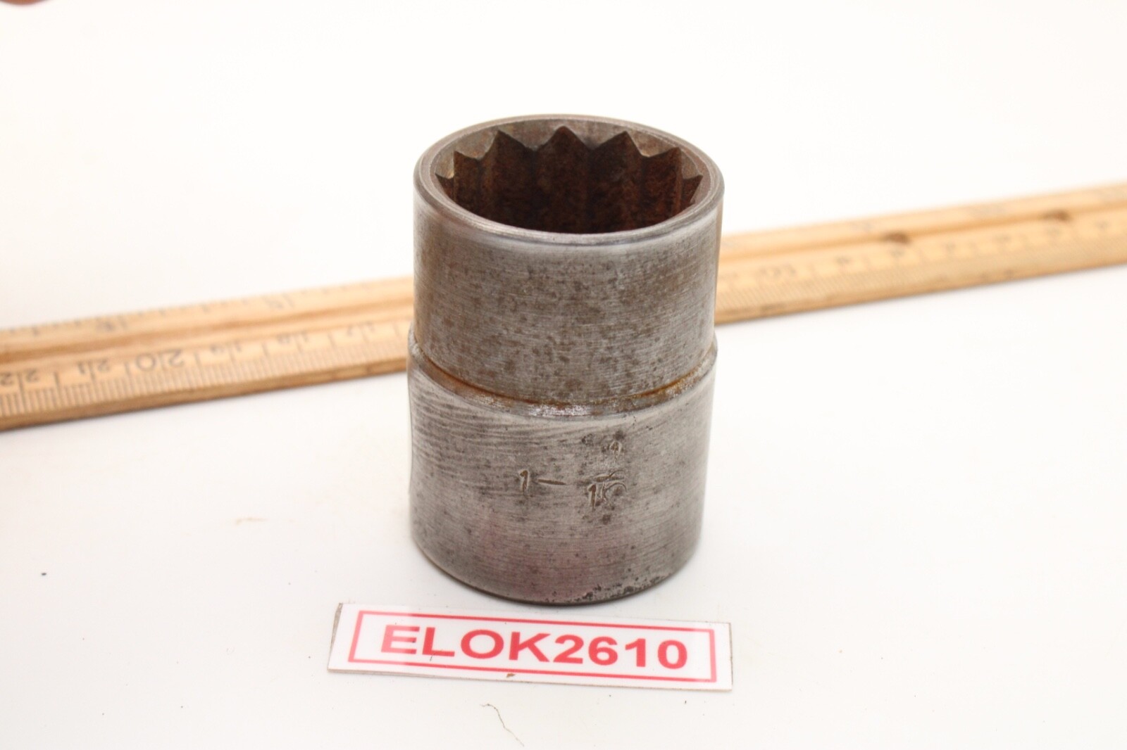 Unbranded 1-1/16″ 3/4″ Drive 12 Point Shallow Standard SAE Black Oxide Socket