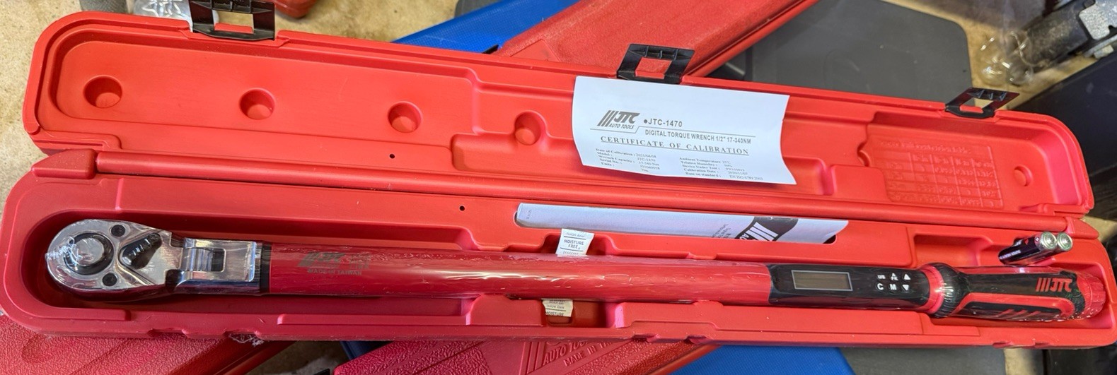 JTC AUTO LINK 1470 -1/2” DIGITAL ADJUSTABLE ANGLE TORQUE WRENCH