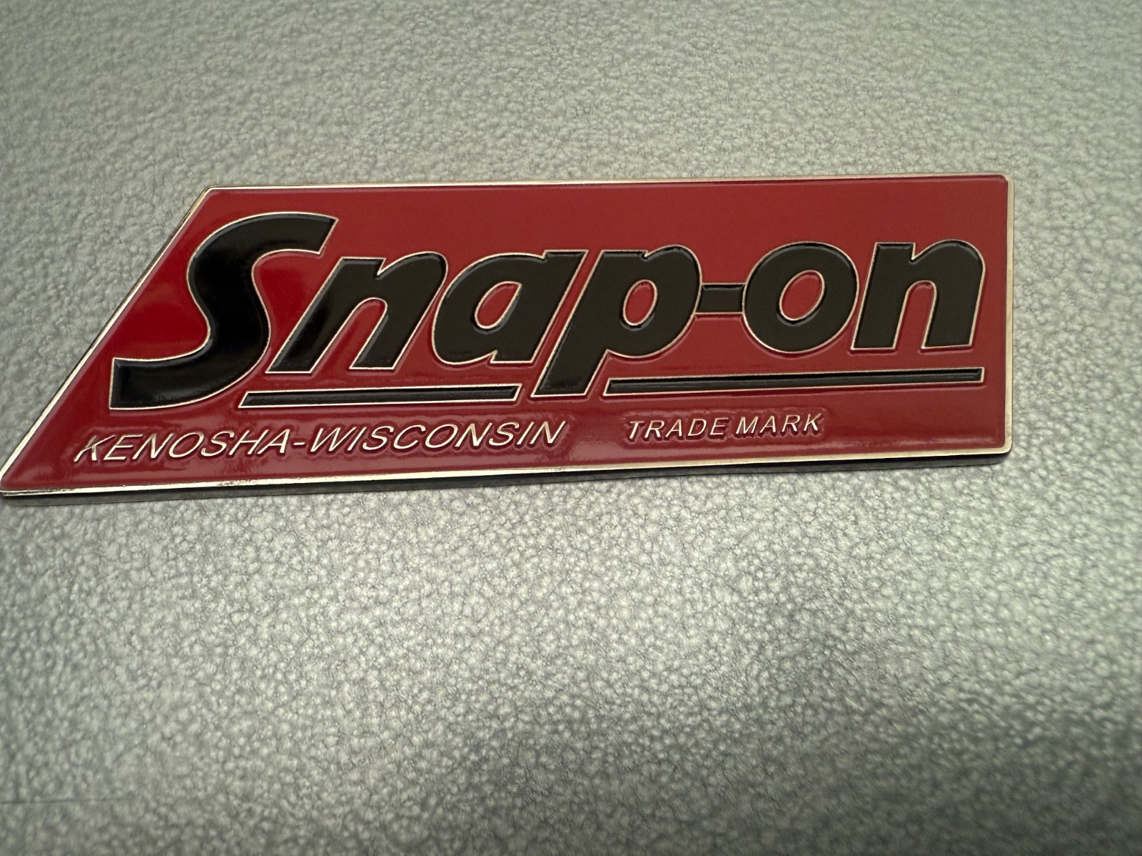 SNAP-ON Tools logo emblem VINTAGE Nameplate 1.5mm thick steel 5” x 2”.Rare.