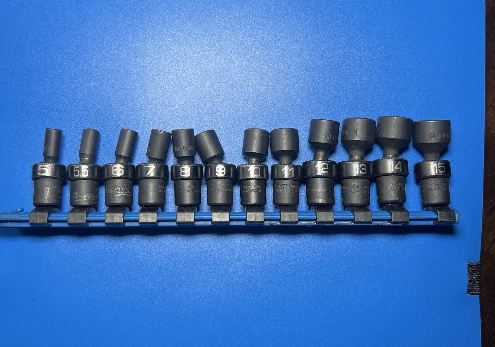 Matco Tools SAUPM126V 5-15mm 12-Piece 1/4” Drive Metric Impact Swivel Socket Set