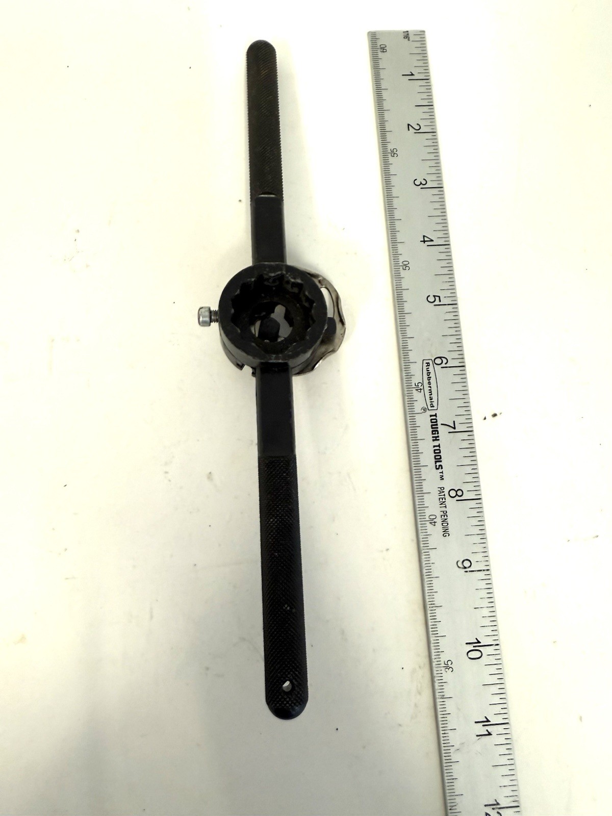 Snap-On Tools USA 1″ Double-Hex Self-Centering Threading Die Stock Handle TD10A