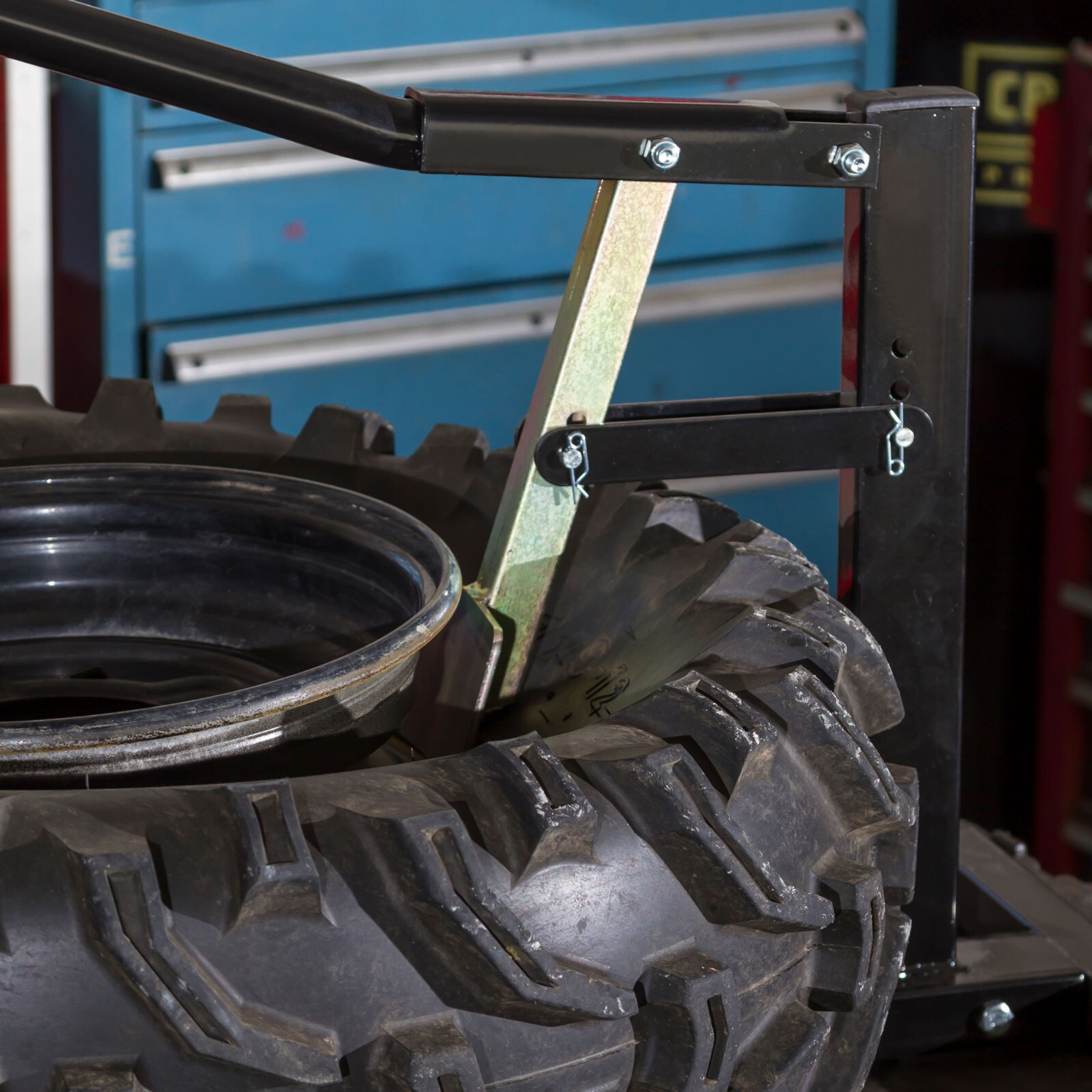 Black Widow Tire Bead Breaker
