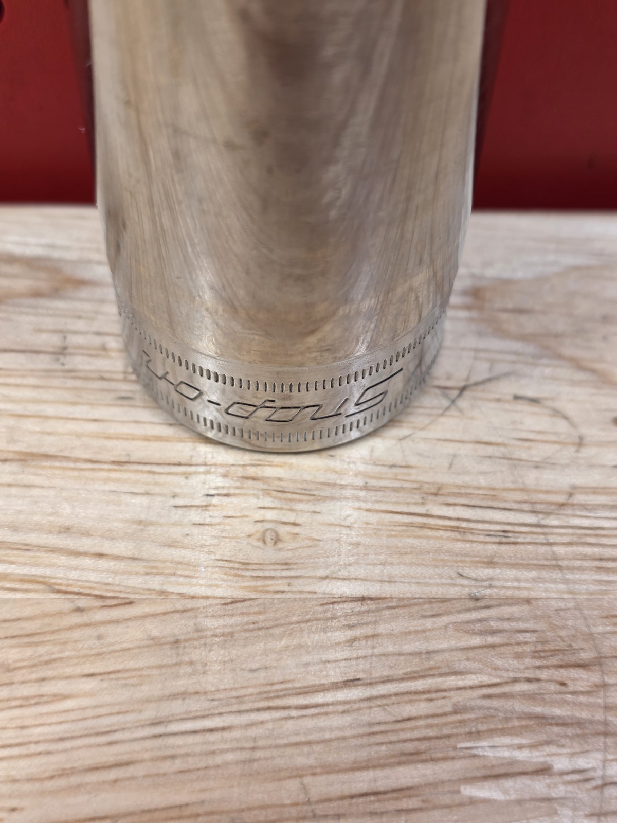 Snap-on Tools SM28 28mm 1/2″ Drive Metric 12-Point Deep Chrome Socket USA