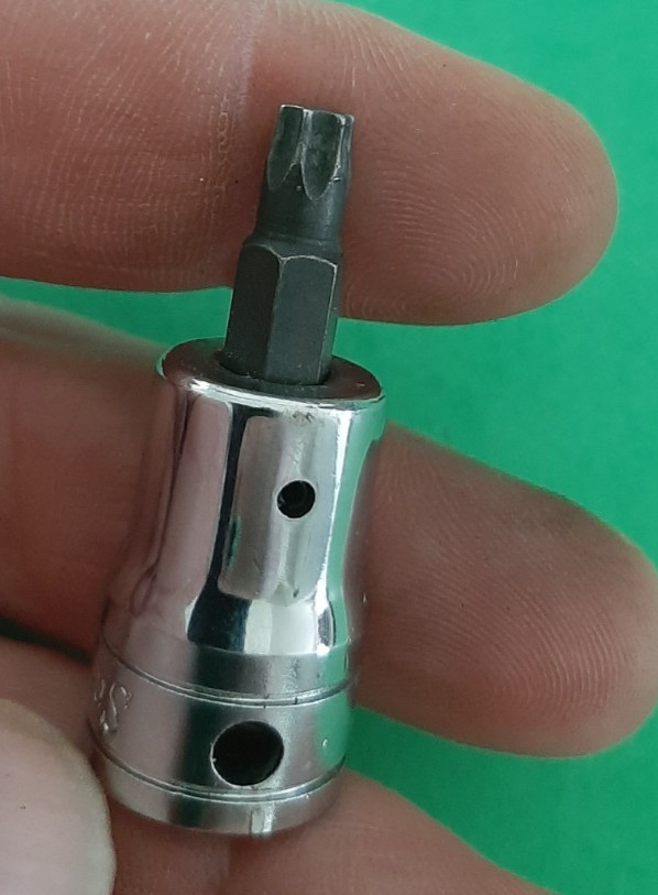 Snap-on Tools 3/8″ Drive T27 Torx Bit Chrome Socket Driver FTX27A USA 627