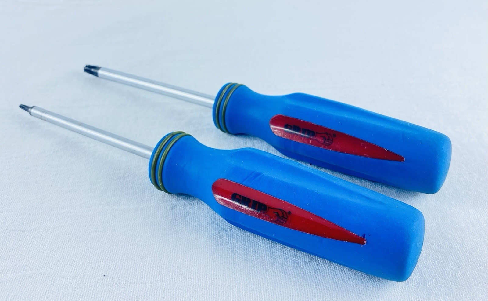 Grip Hex Screwdriver (2) Pieces T-10 And T-40