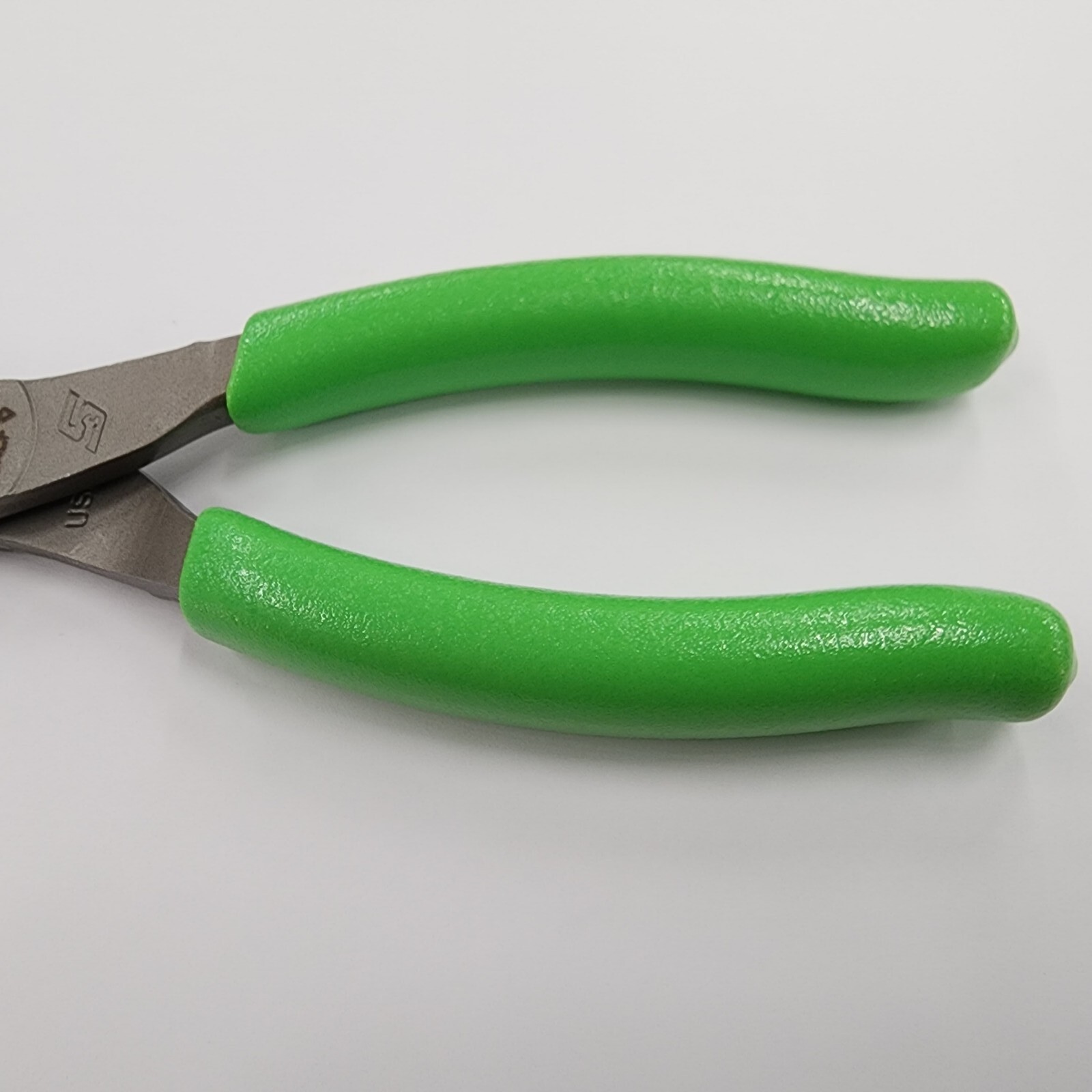 Snap-on Tools USA NEW GREEN Soft Grip 6″ Talon Grip Needle Nose Pliers 95ACFG