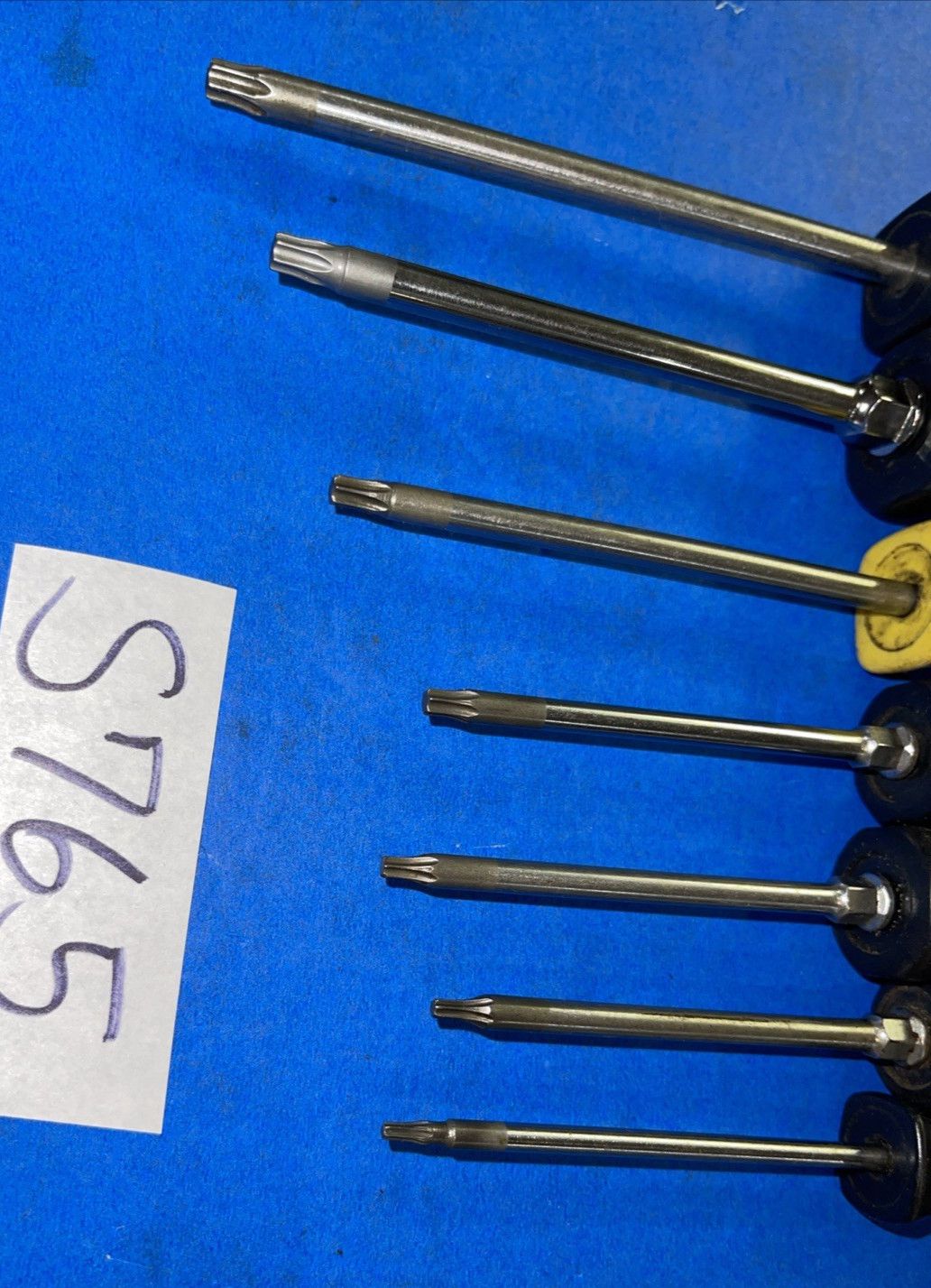 SNAP-ON TOOLS 7 PIECE TORX SCREWDRIVER SET BLACK & YELLOW HANDLE T8-T30