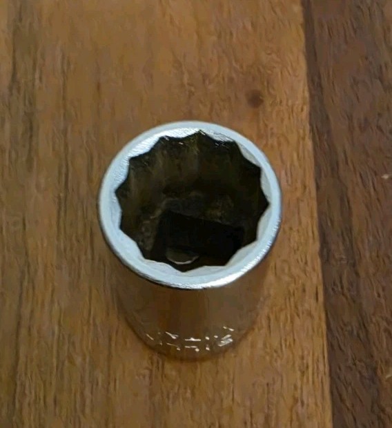 Vintage Billings Vitalloy USA 11/16″ Shallow Socket 1/2″ Drive 12 Point S1222