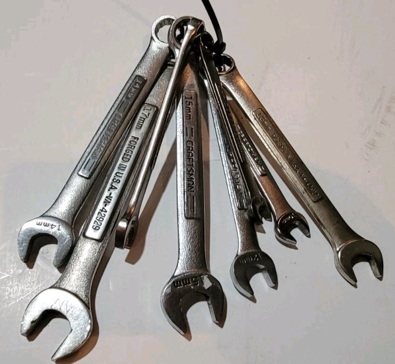 Craftsman 8 piece Metric Combination Wrench Set 9,10,11,12,13,14,15,17mm