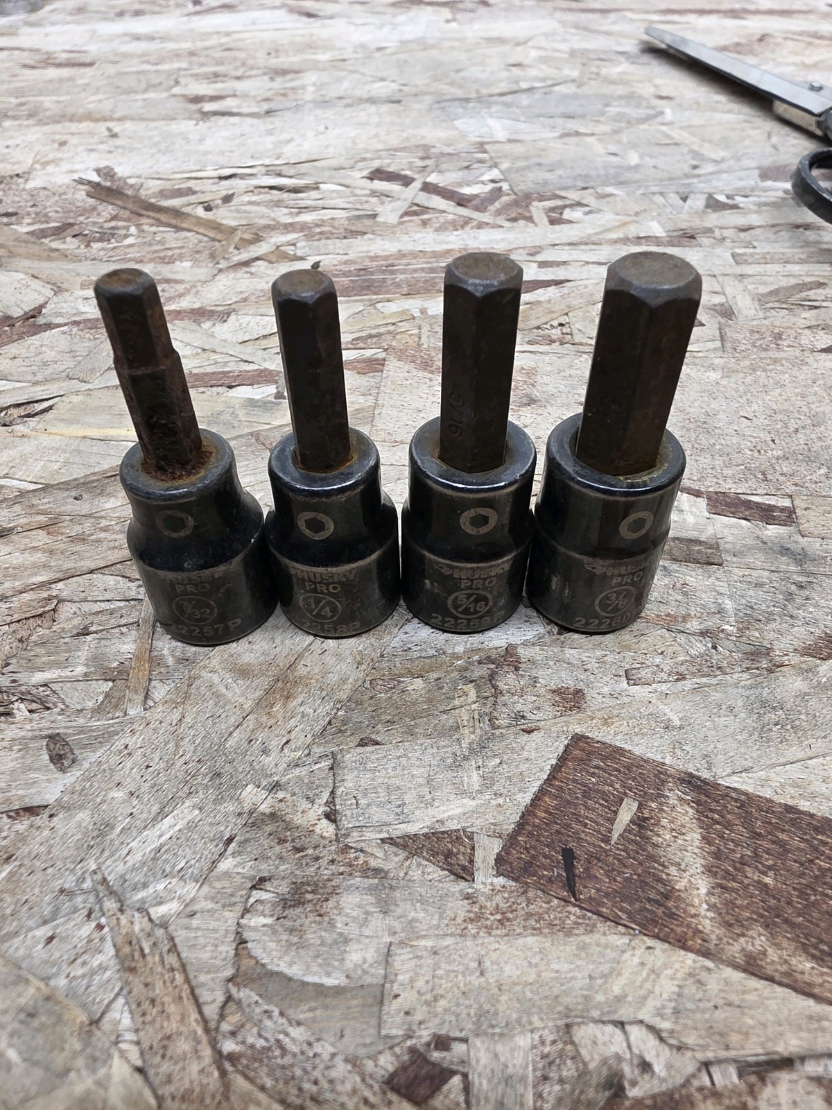 Husky Pro 3/8 Drive 4 Pc Hex Bit Socket Set 7/32-3/8 in Chrome Used 22257P-22260