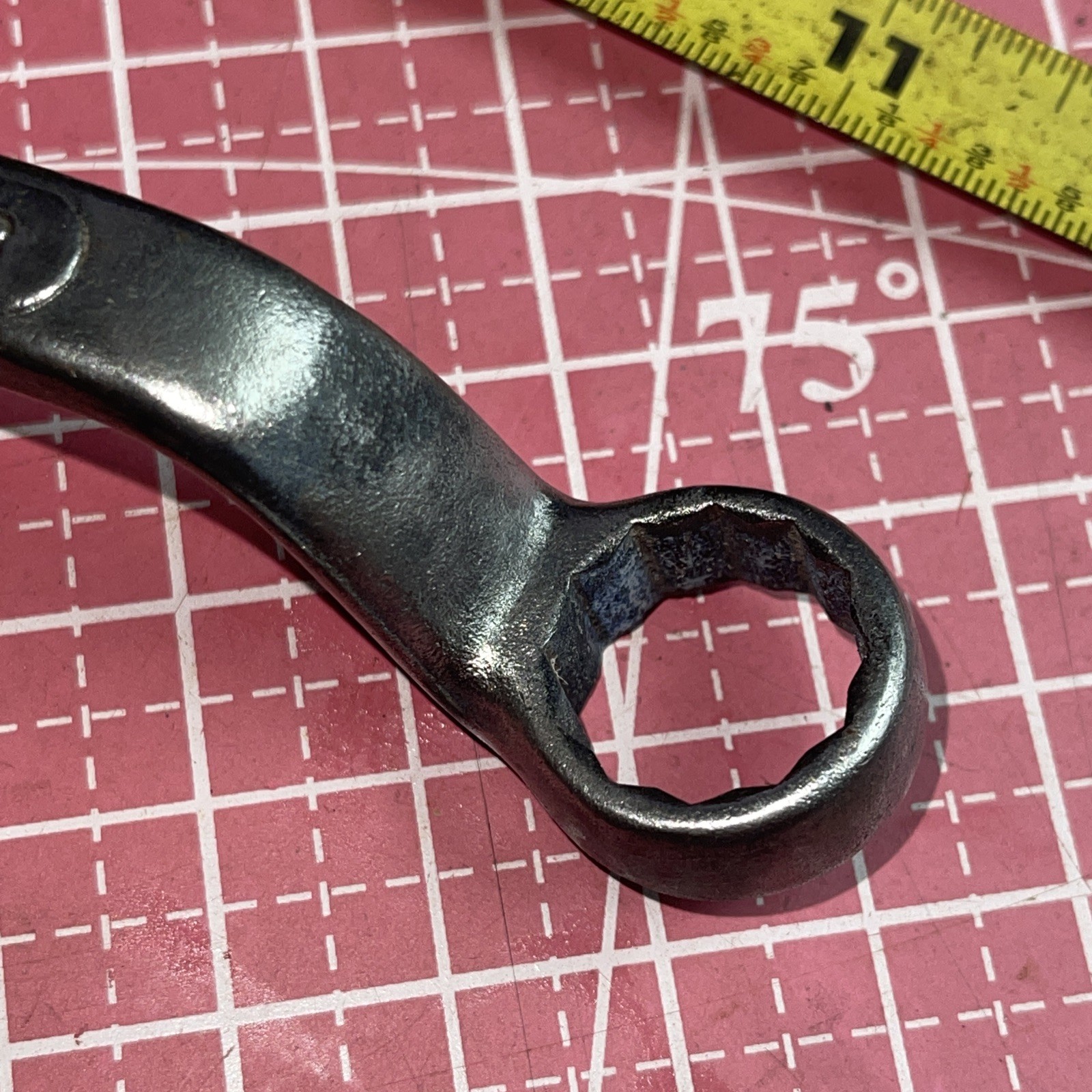 CRAFTSMAN USA 5/8 X 11/16 Deep Offset 12 Point Box End Wrench Stubby Underline