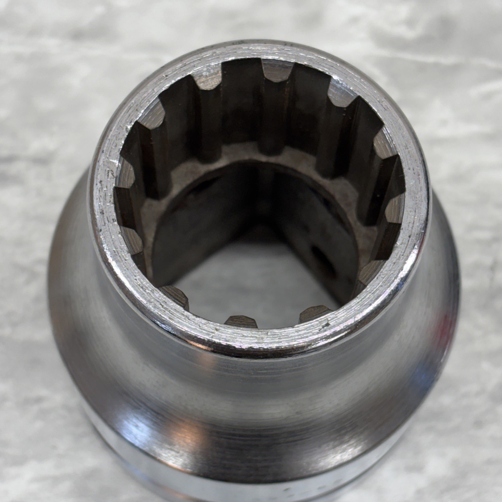 Snap-on Tools USA 1-1/2″ Drive Spline SAE 1-7/16” Socket LES-465