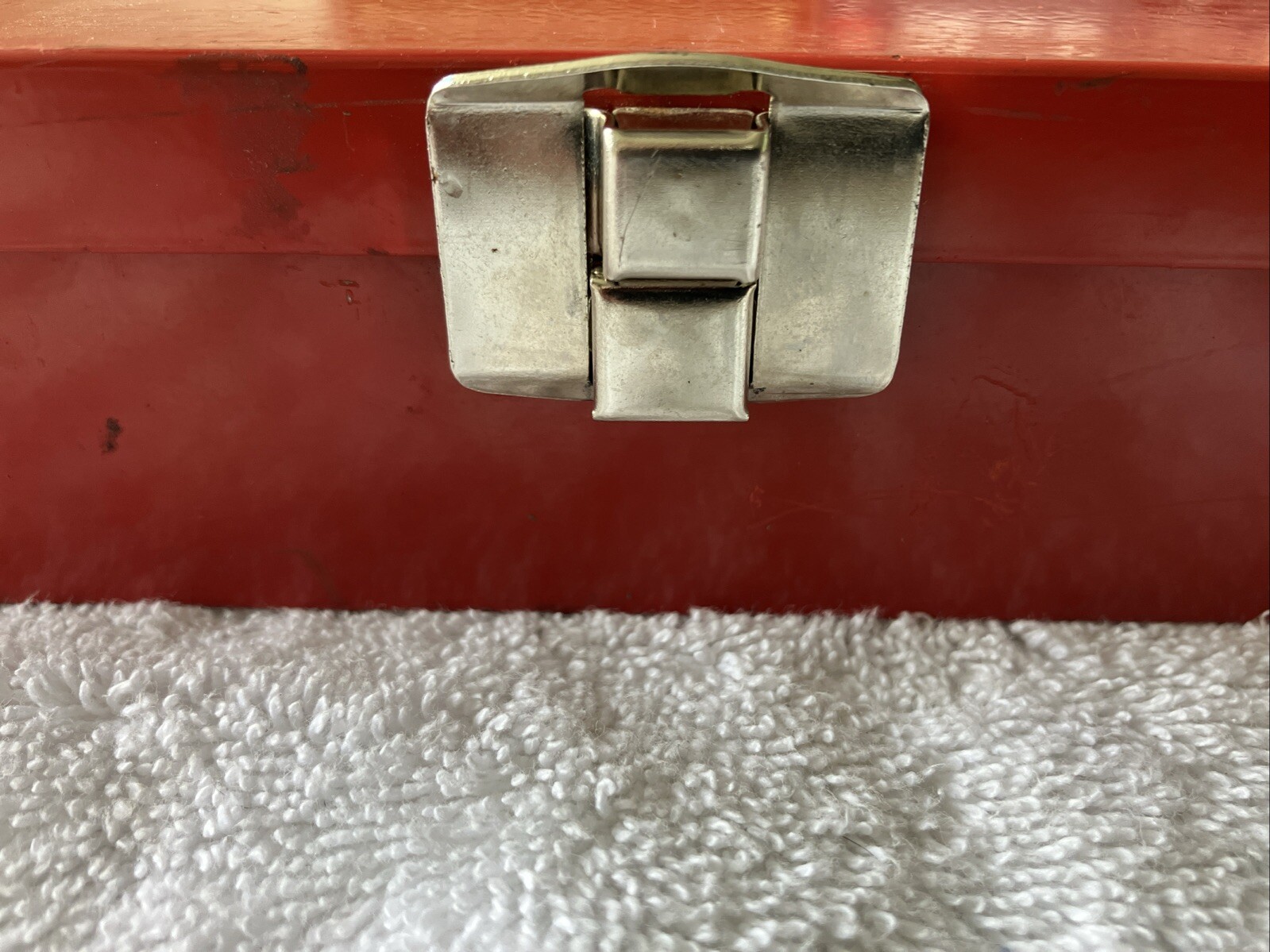 Wright 1/2 12 Point Socket Set, Ratchet, Red Metal Box. Please See Photos.