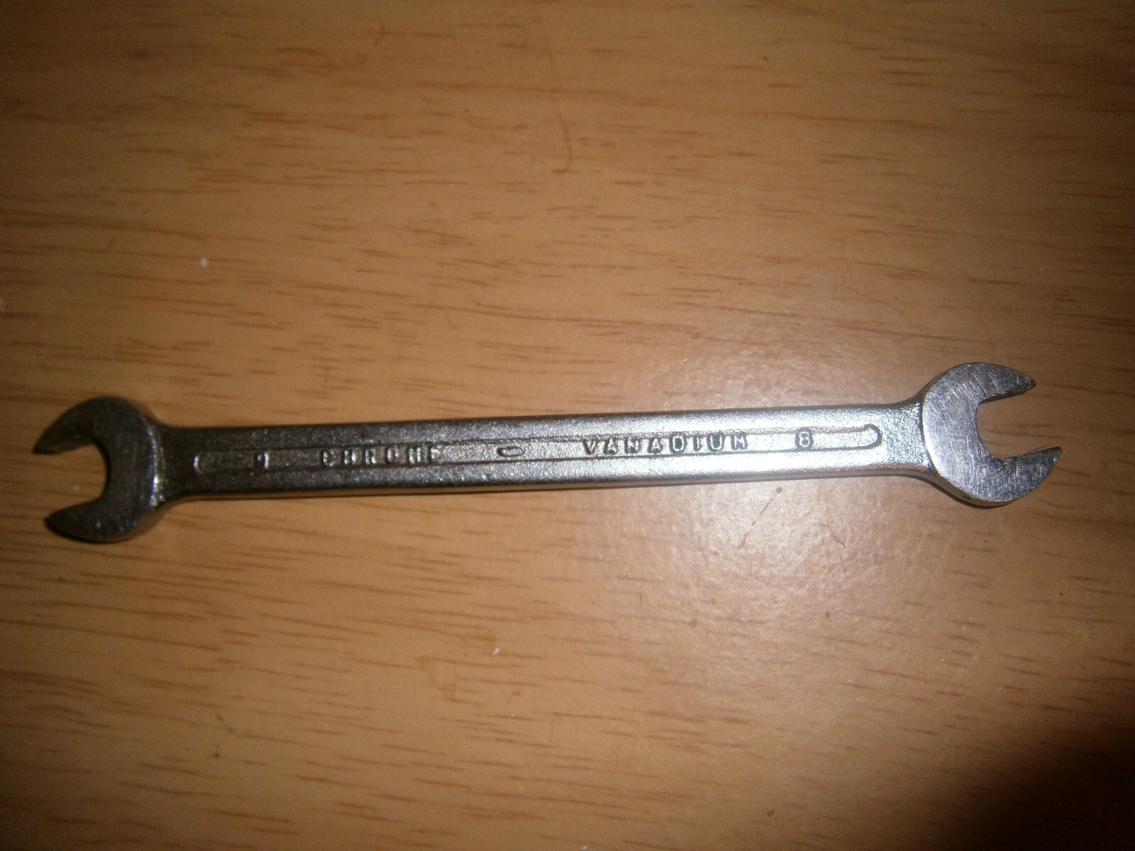 Vintage silver tone spanner. 8mm & 9mm ends (E6b)