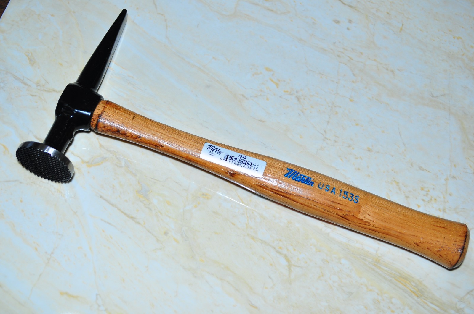 AUTO BODY SHRINKING HAMMER WITH CHISEL HEAD WOOD HANDLE MARTIN153S MADE IN USA