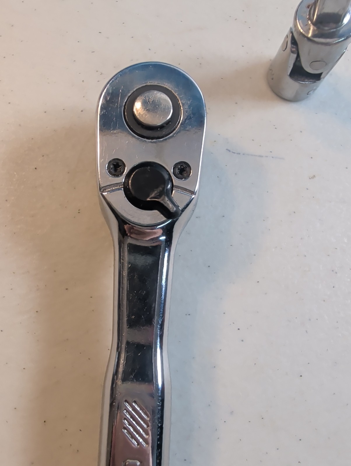 Craftsman 1/4″ Quick Release Ratchet Polished Chrome CMMT81747 + Swivel Adapter