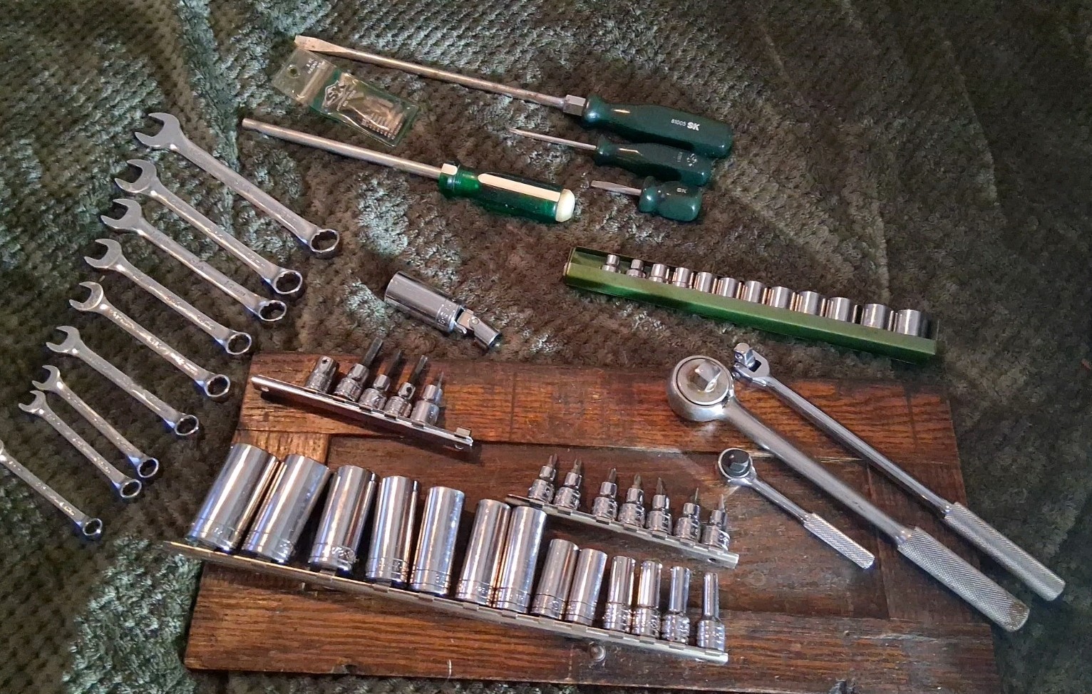 SK Tools Lot Mostly New & Used Tools ! Metric Sockets, Wrenches, Socket Drivers