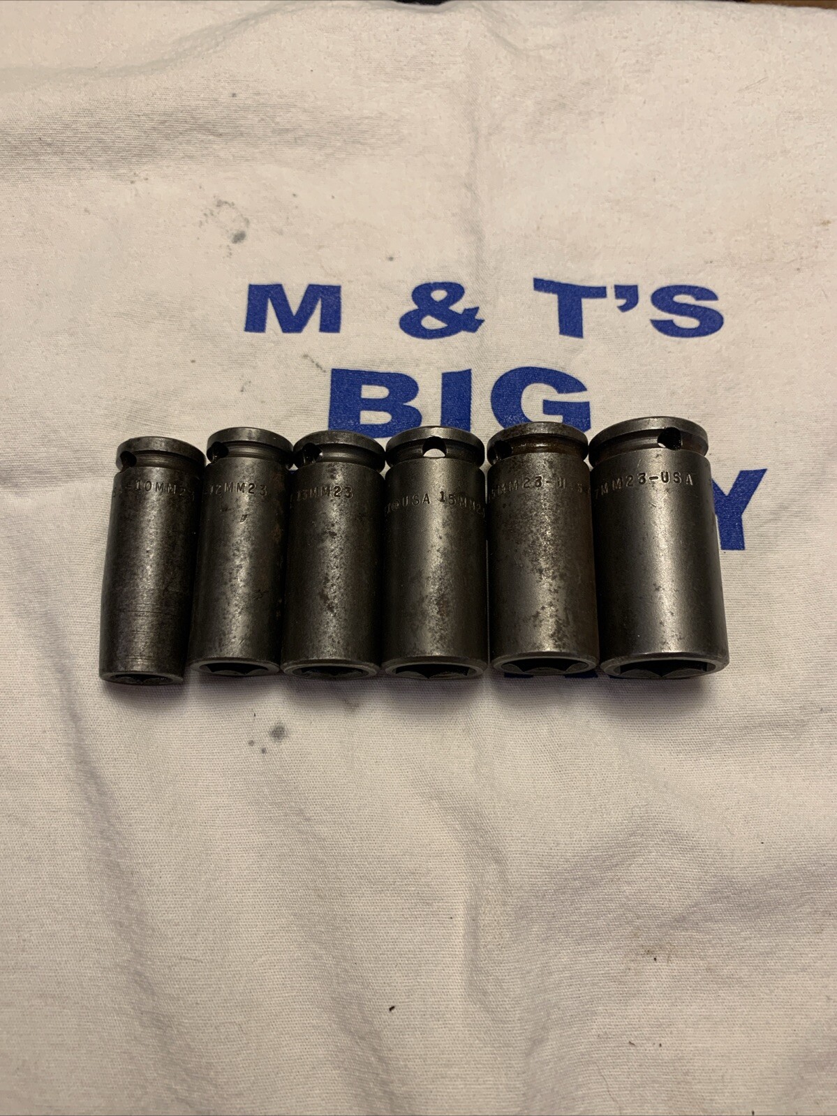 APEX Tools USA 3/8″ Drive 6pt 6pc 10-17mm Metric Impact Sockets