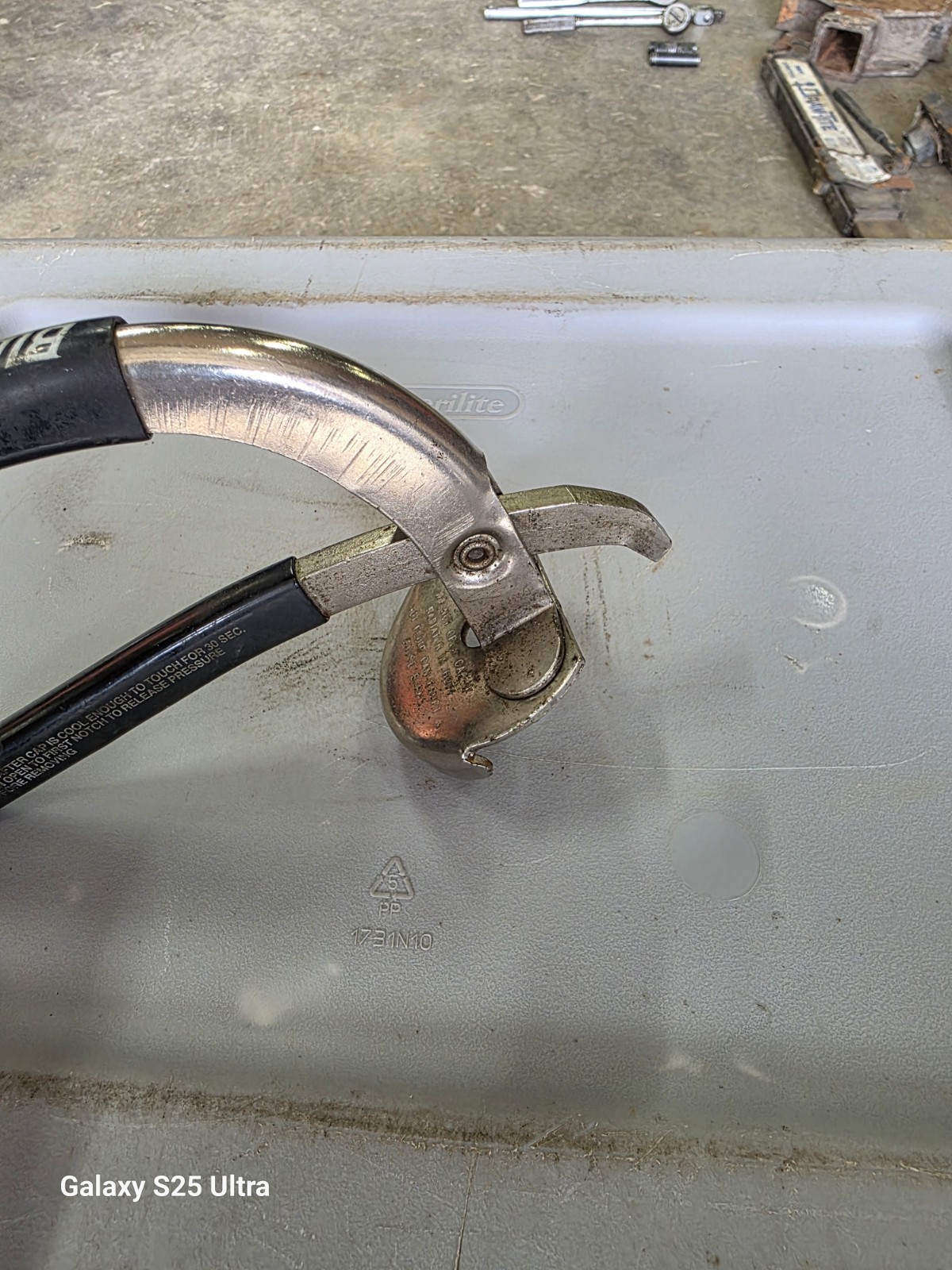 BluePoint Radiator Cap Pliers YA2090 Removal