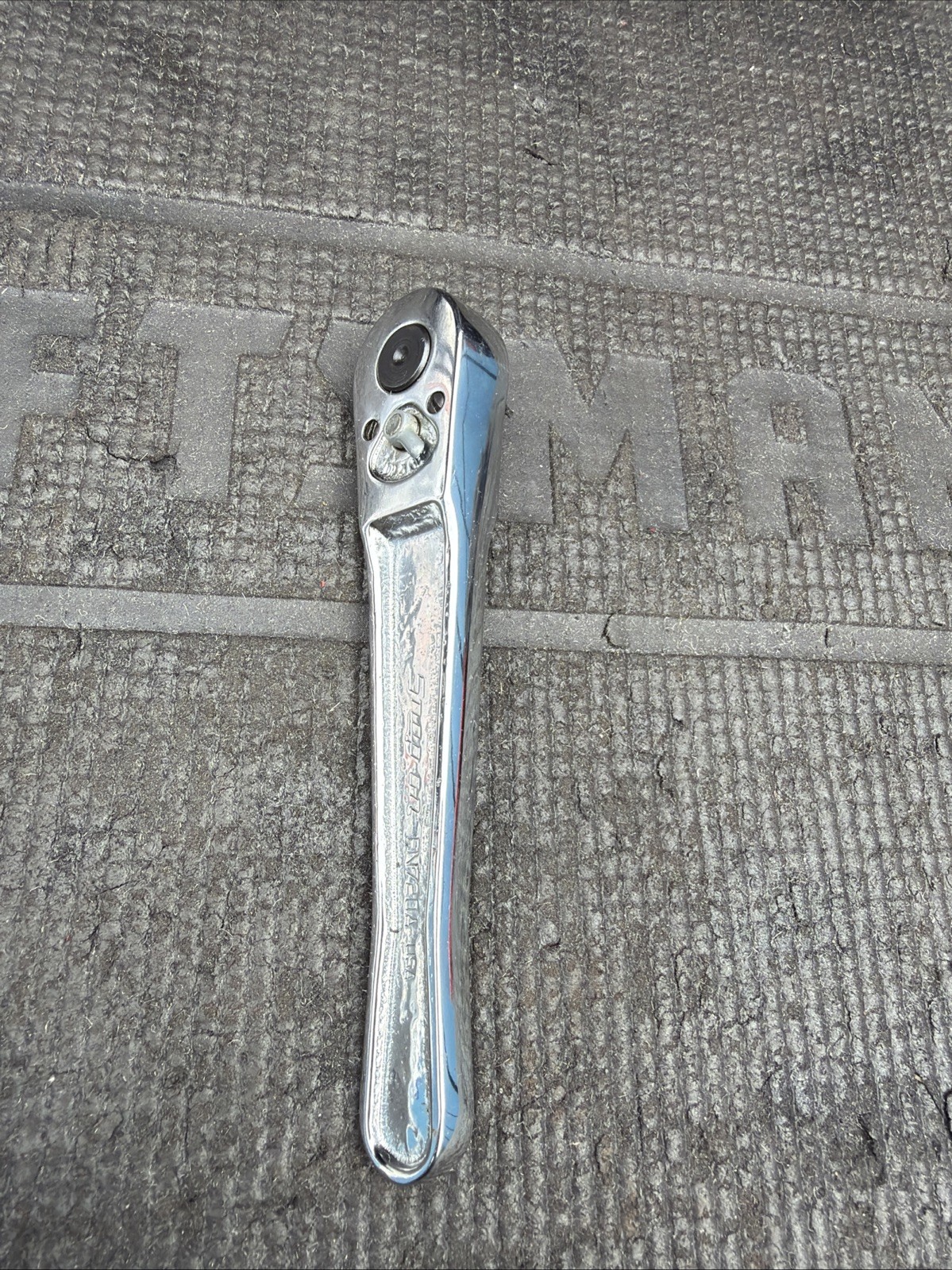 Snap-On Tools USA FN720A Polish Chrome Ratchet 3/8″ Drive – Short Handle 6″ Long