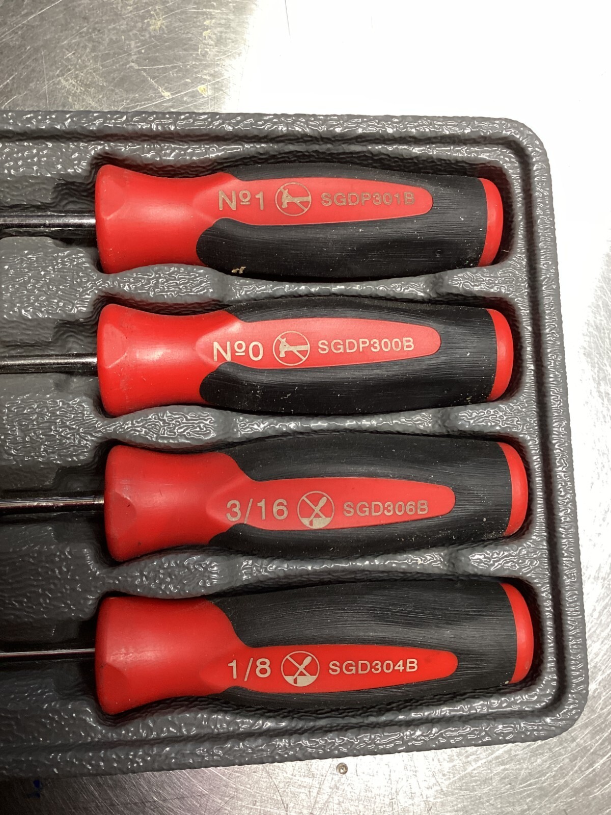 Set of 4 Snap-On Soft Grip Screwdrivers SGD P301B, SGD P300B, SGD306B, SGD304B