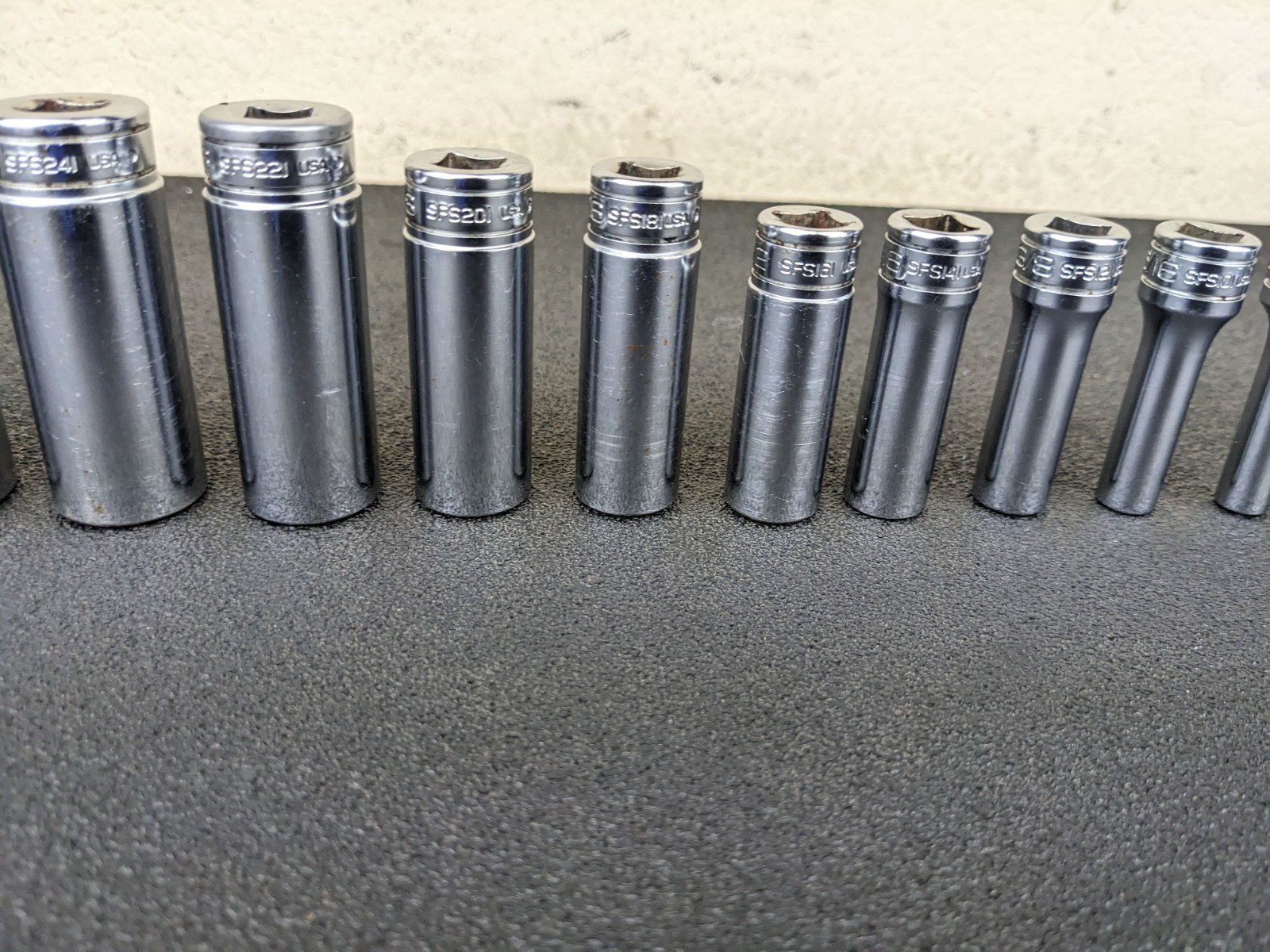 #bn942 Snap-on 211SFSY 1/4″ 7/8″ SAE 11-Piece 3/8″ Drive 6-Point Deep Socket Set