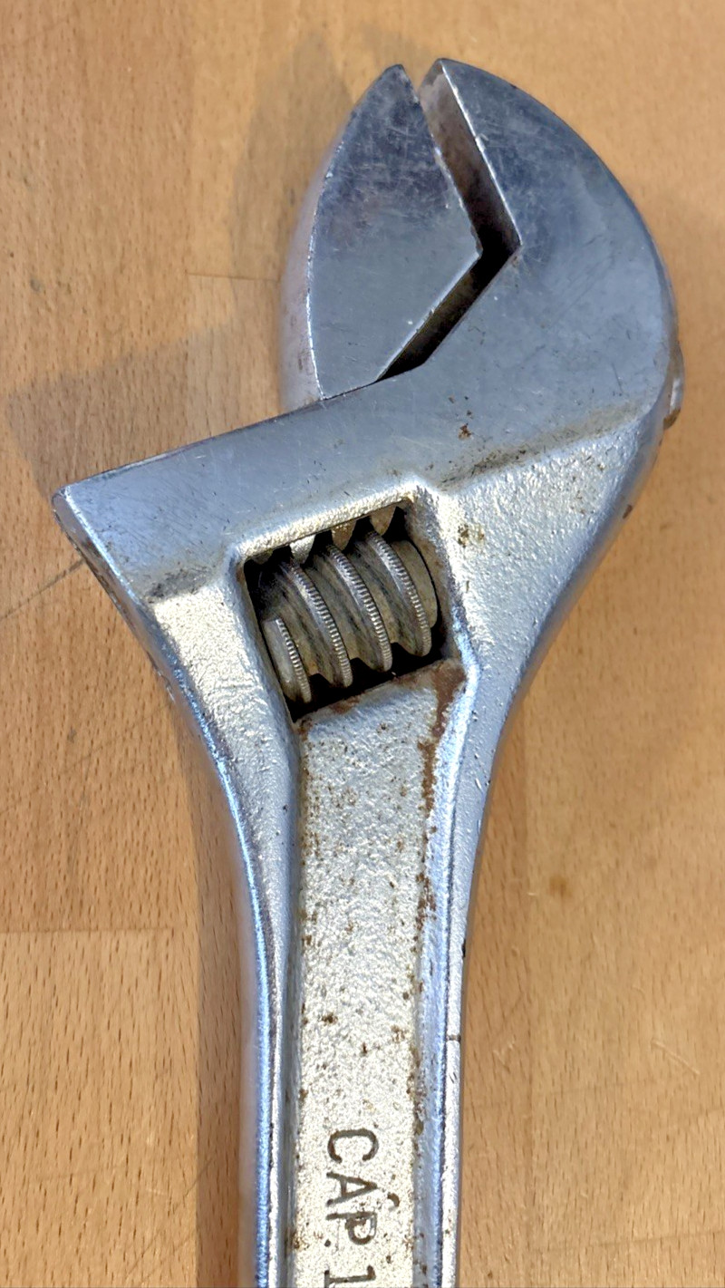 Crescent Tool 15″ Adjustable Wrench Crestoloy Cap. 1 11/16. 43mm USA