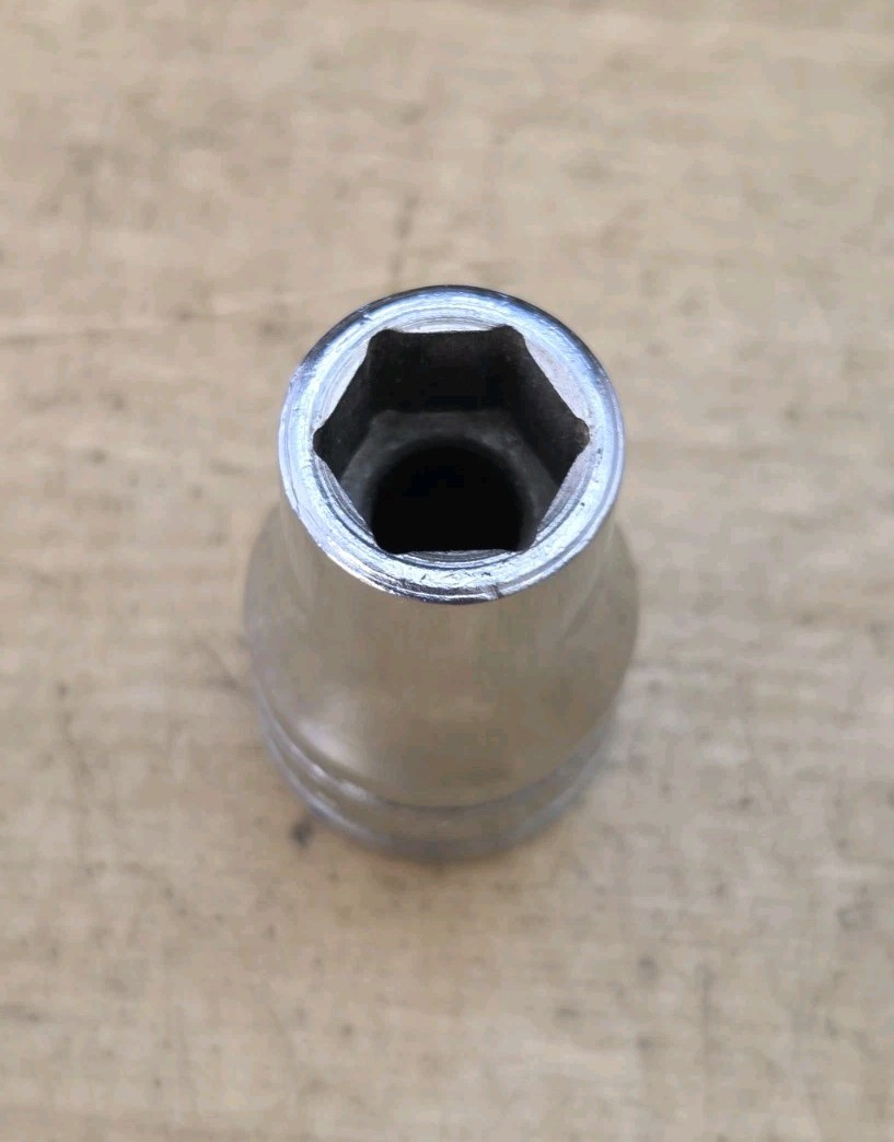 Snap On TW141 – 1/2″ Drive 7/16″ Shallow 6Pt Chrome Socket. NOS